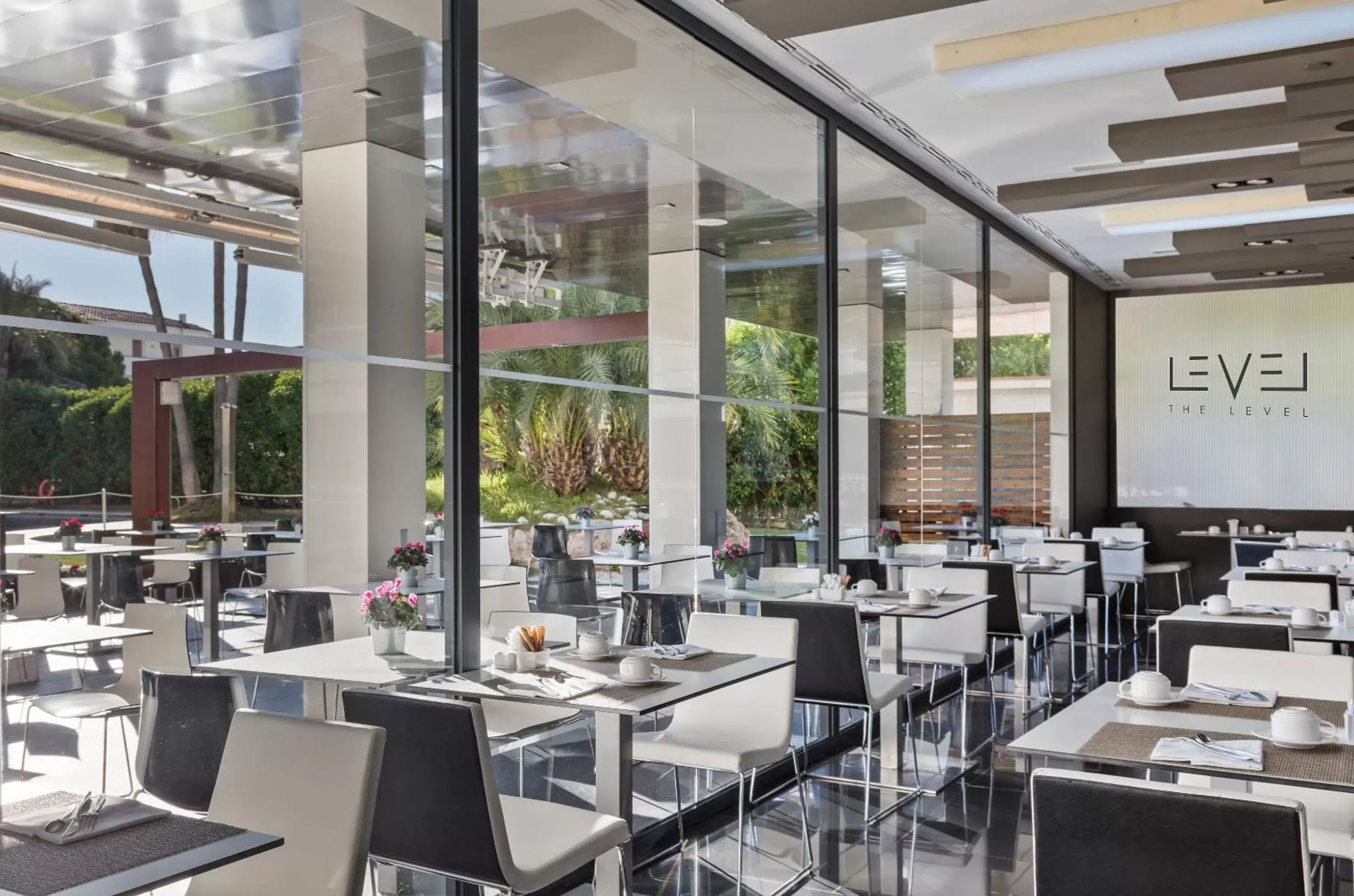 Restaurant/Places to Eat in Melia Sitges