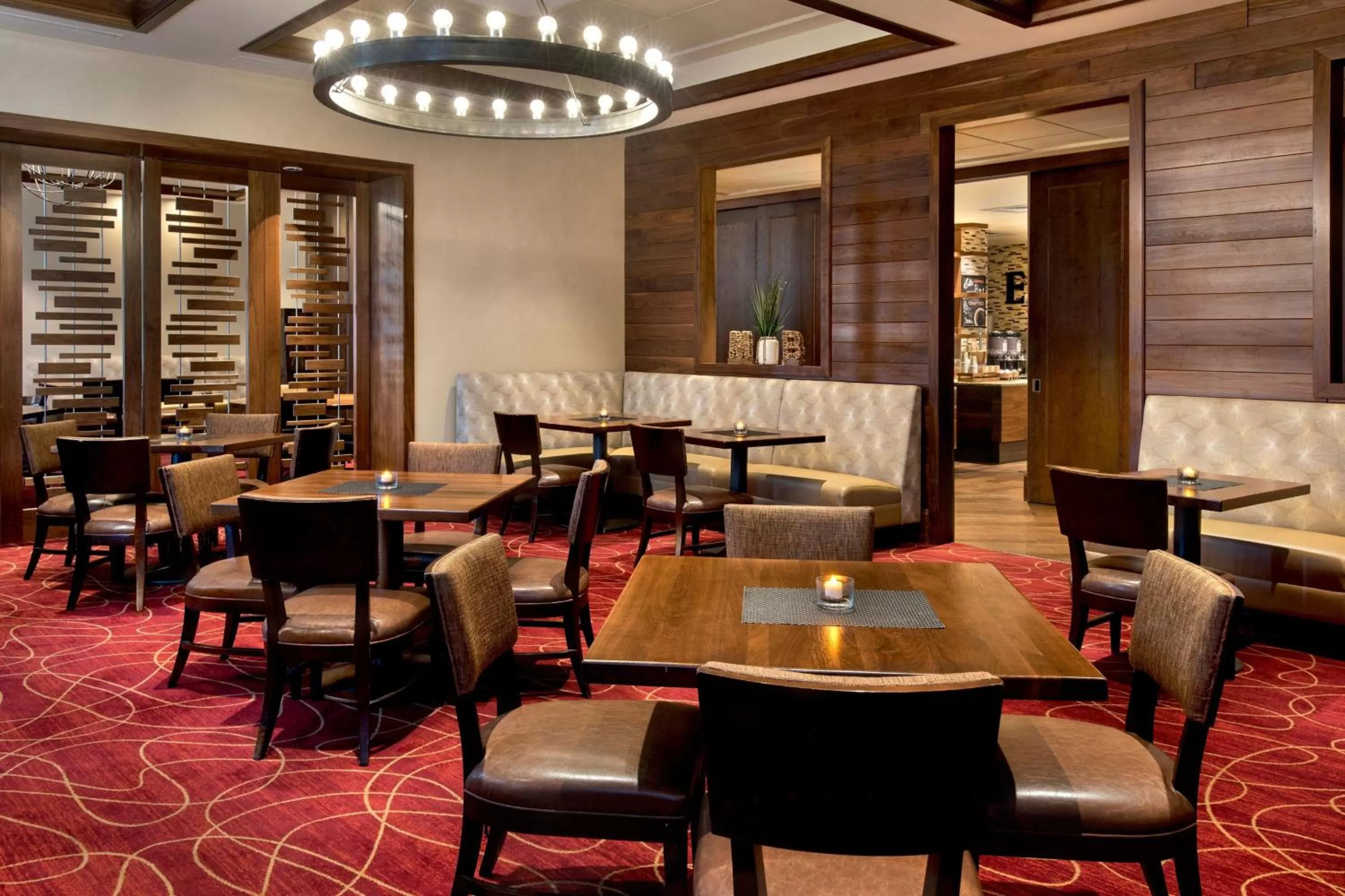 Lounge or bar in Philadelphia Airport Marriott