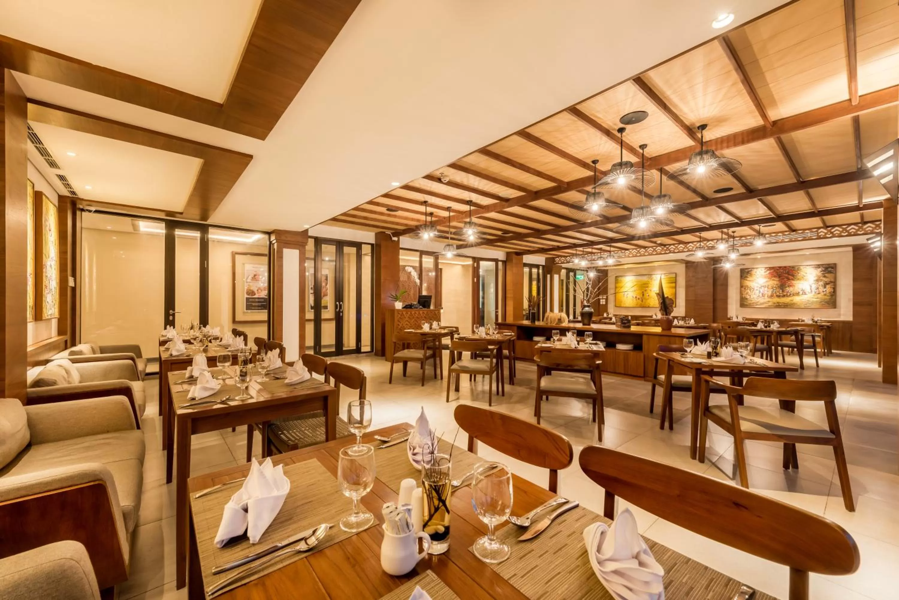 Restaurant/places to eat in tanadewa Resort Ubud Bali by Cross Collection