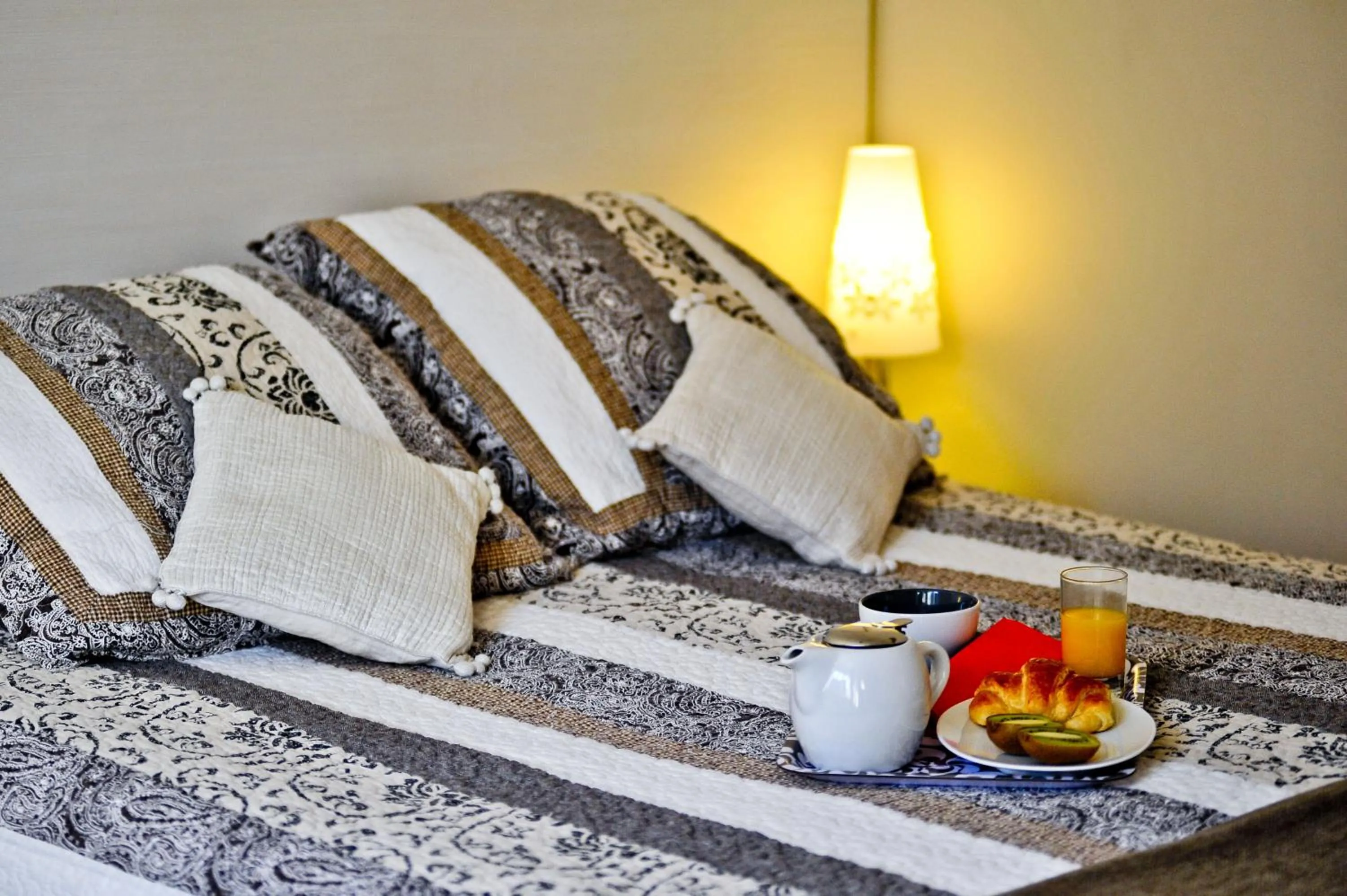 Bedroom, Bed in Hôtel Oxo