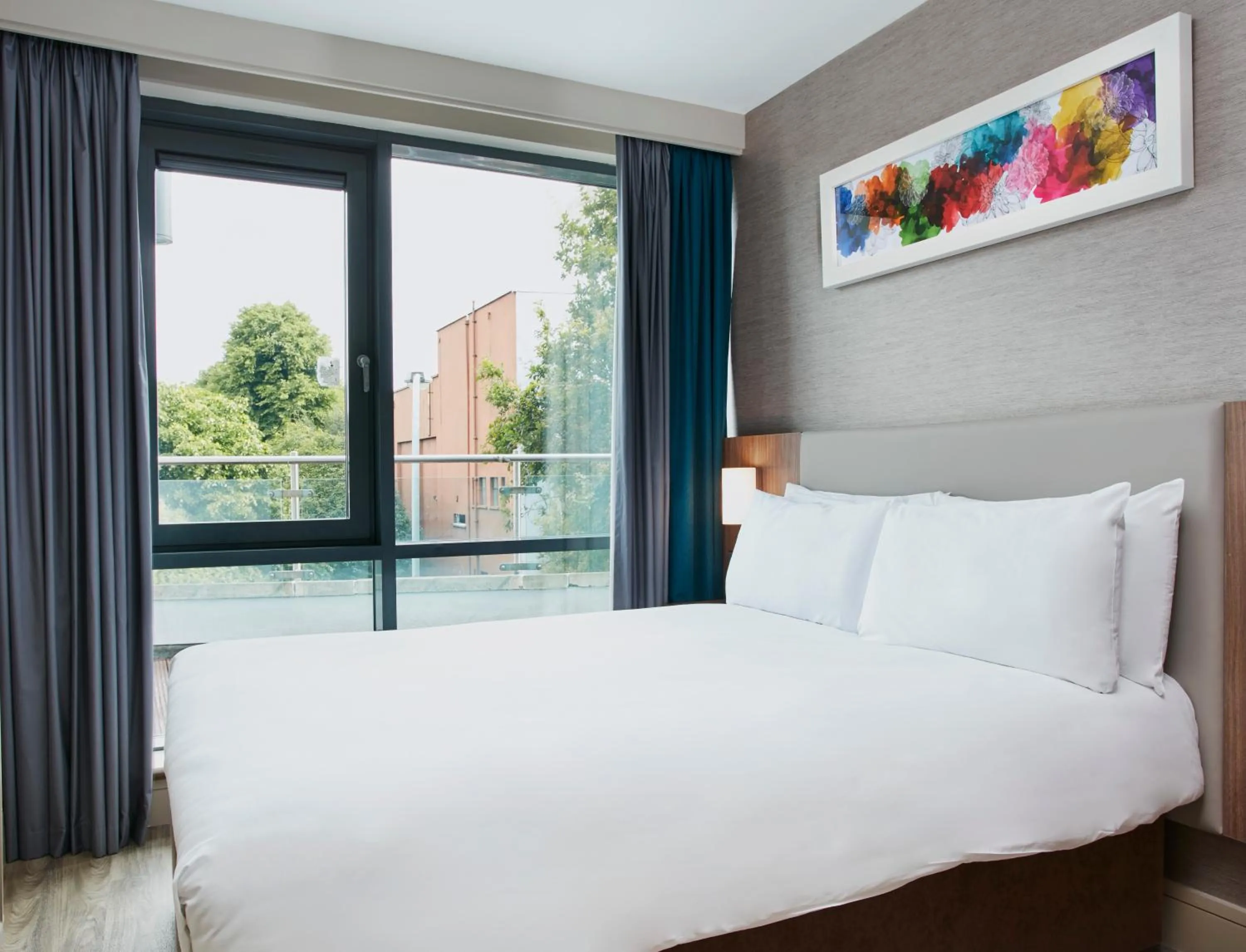 Bed in Cordia Serviced Apartments - Free on-site parking