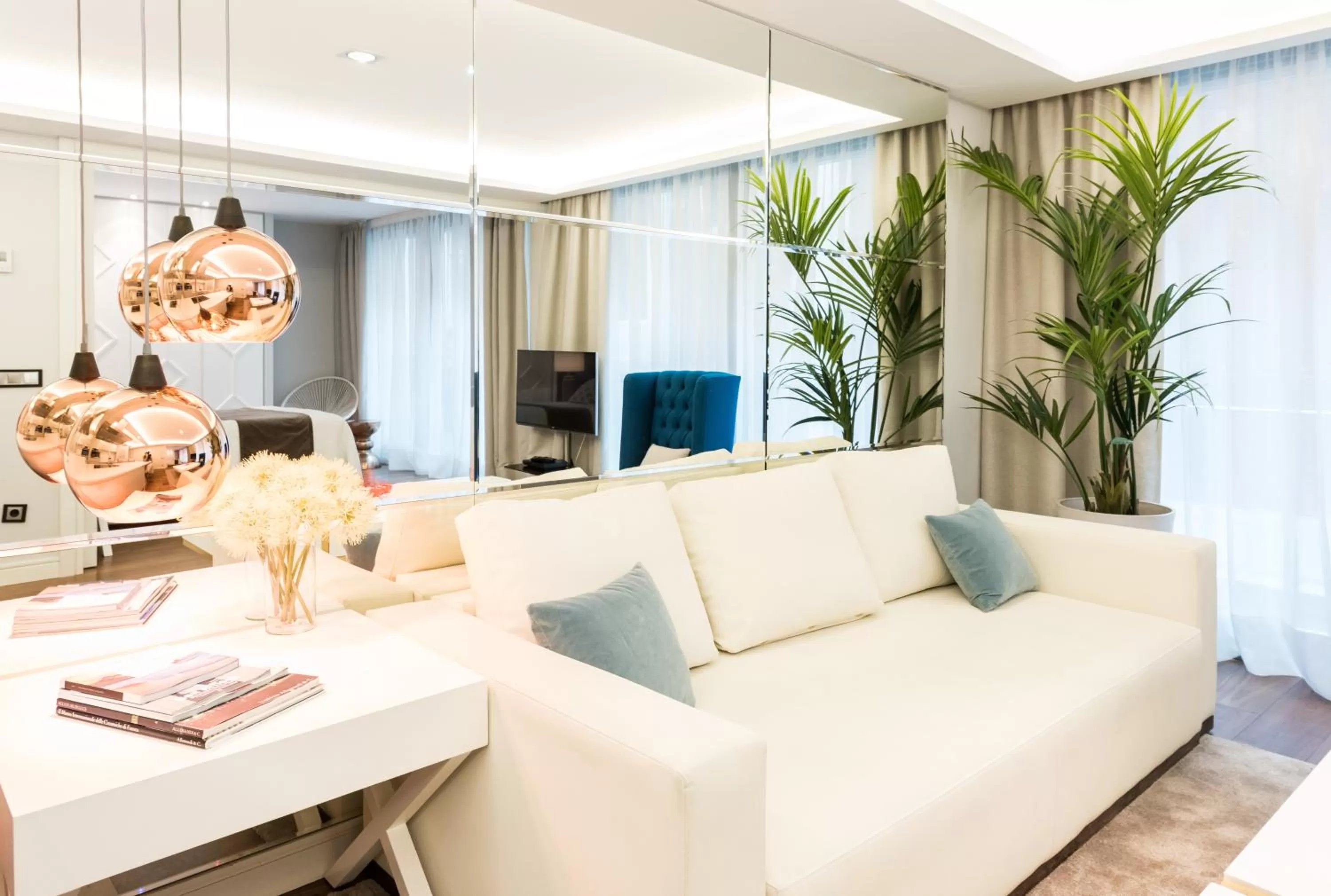 Living room in Gran View Apartments