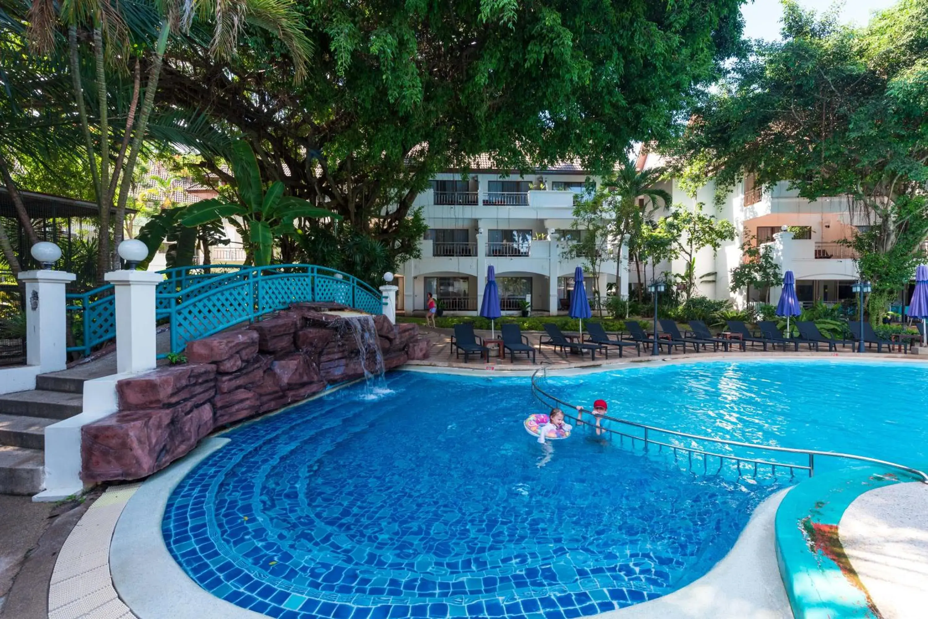 Pool view, Swimming Pool in Pinnacle Grand Jomtien Resort and Beach Club - SHA Extra Plus