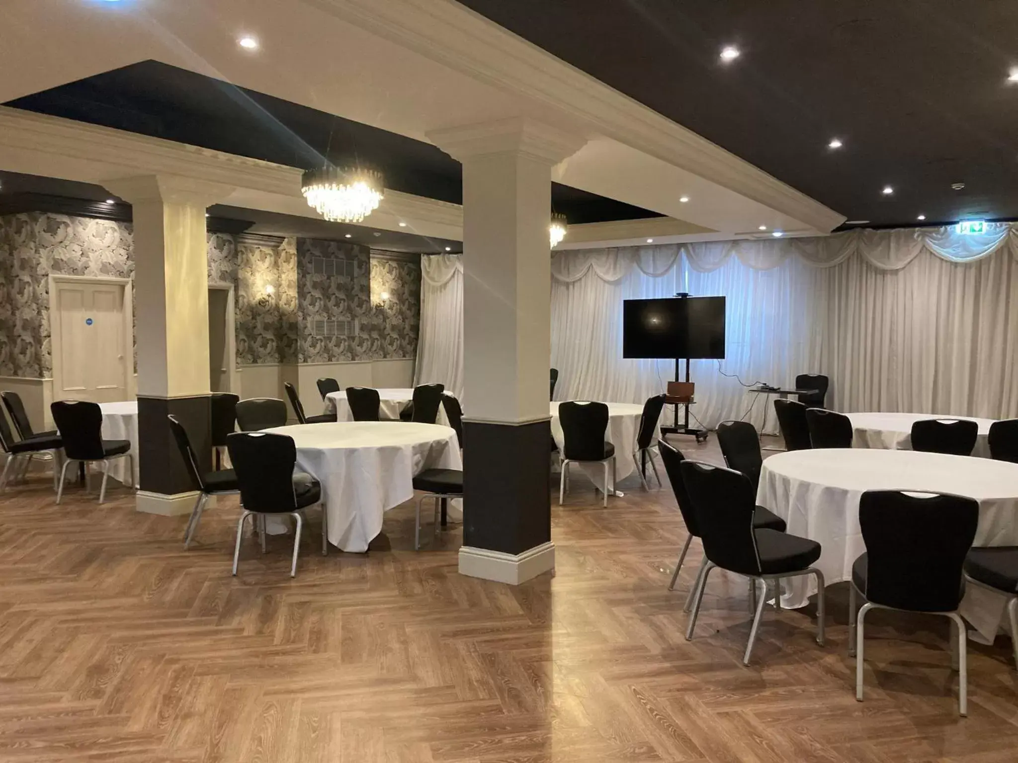 Meeting/conference room in Holiday Inn Newcastle-Jesmond, an IHG Hotel