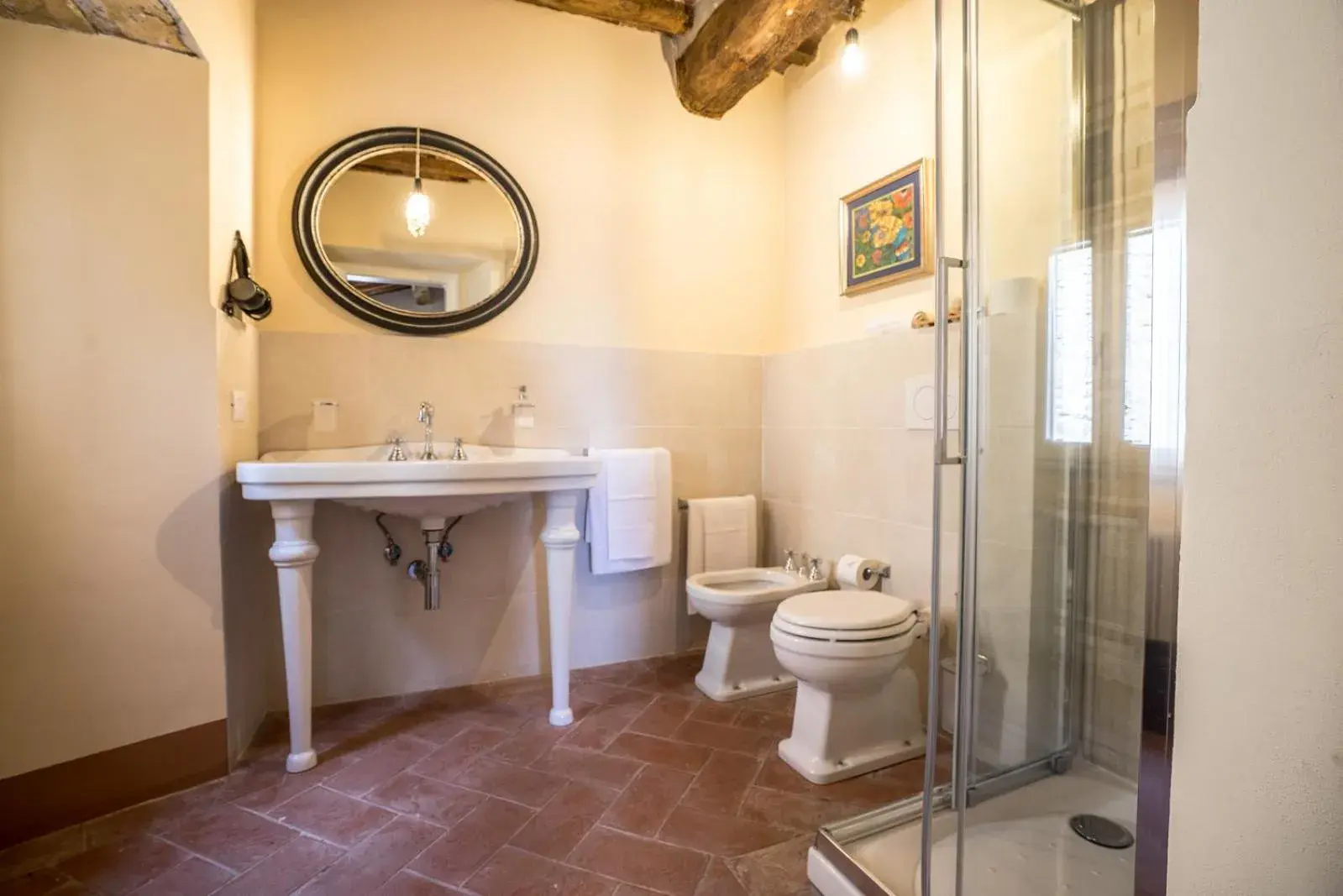Bathroom in Hotel Villa Sermolli