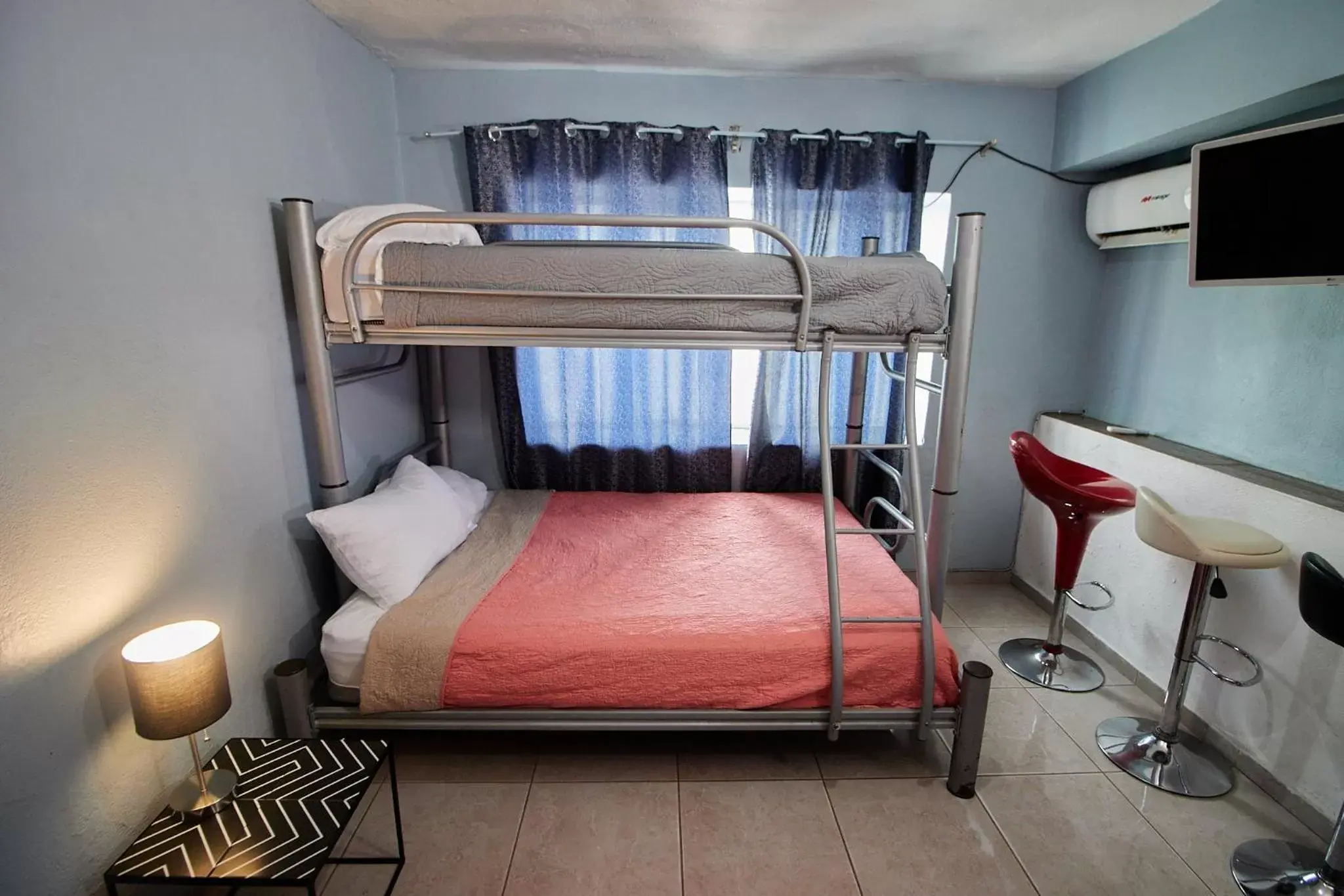Bunk Bed in Hotel Casa Ceci Inn
