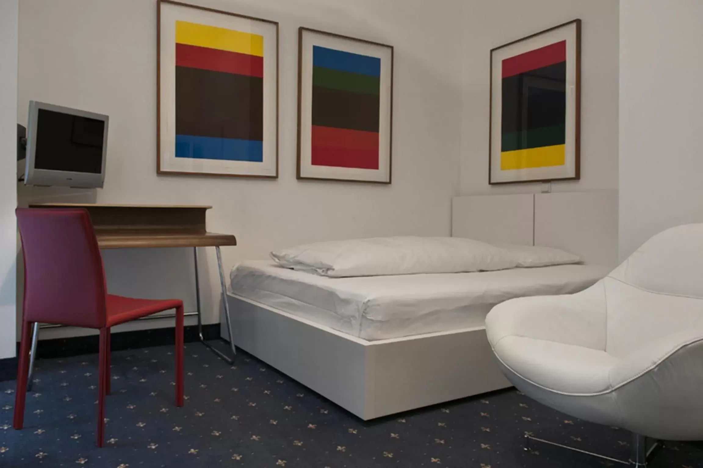 Bedroom, Seating Area in Hotel Kunsthof