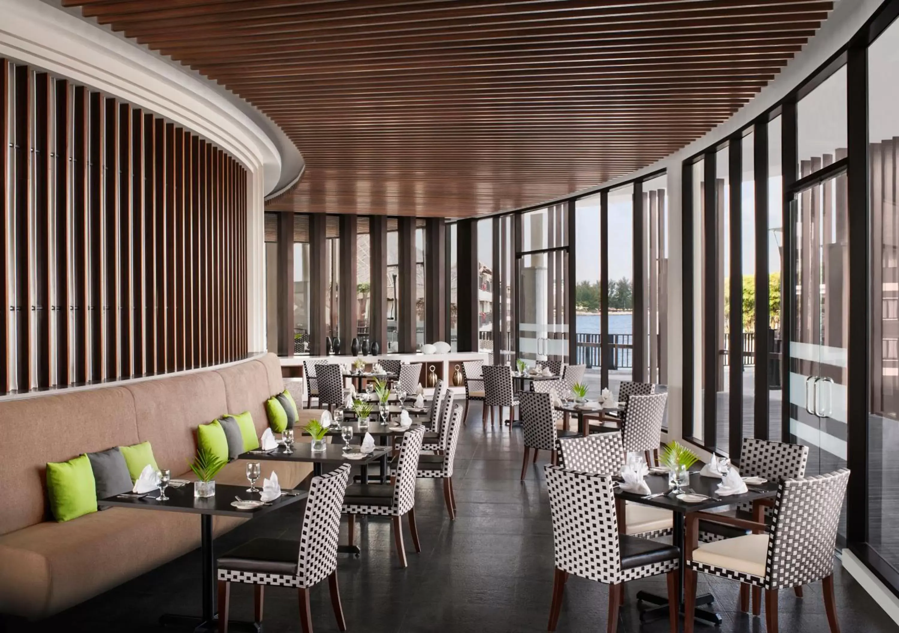 Restaurant/places to eat in Golden Palm Tree Sepang Restaurant/places to eat in Golden Palm Tree Sepang