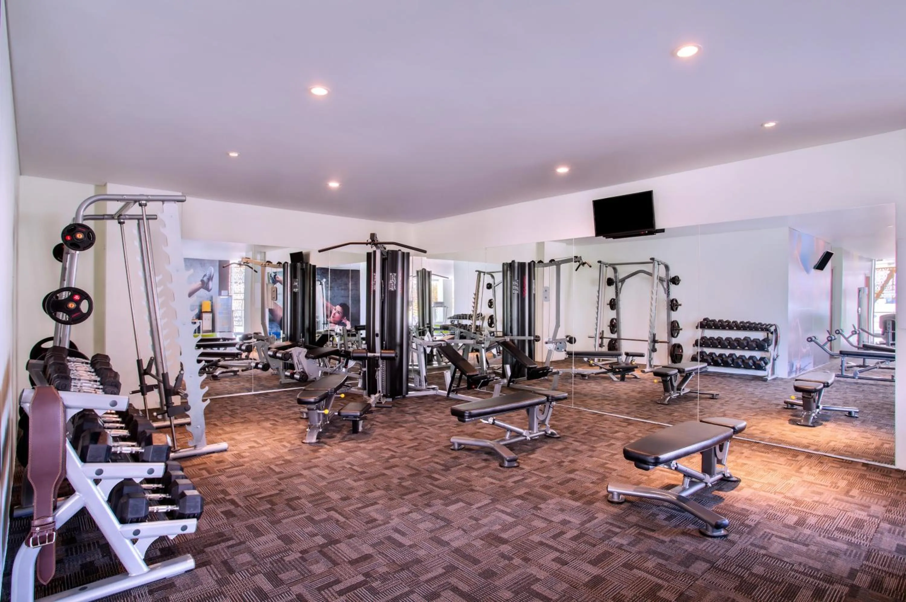 Fitness centre/facilities in Grand Mercure Yogyakarta Adi Sucipto