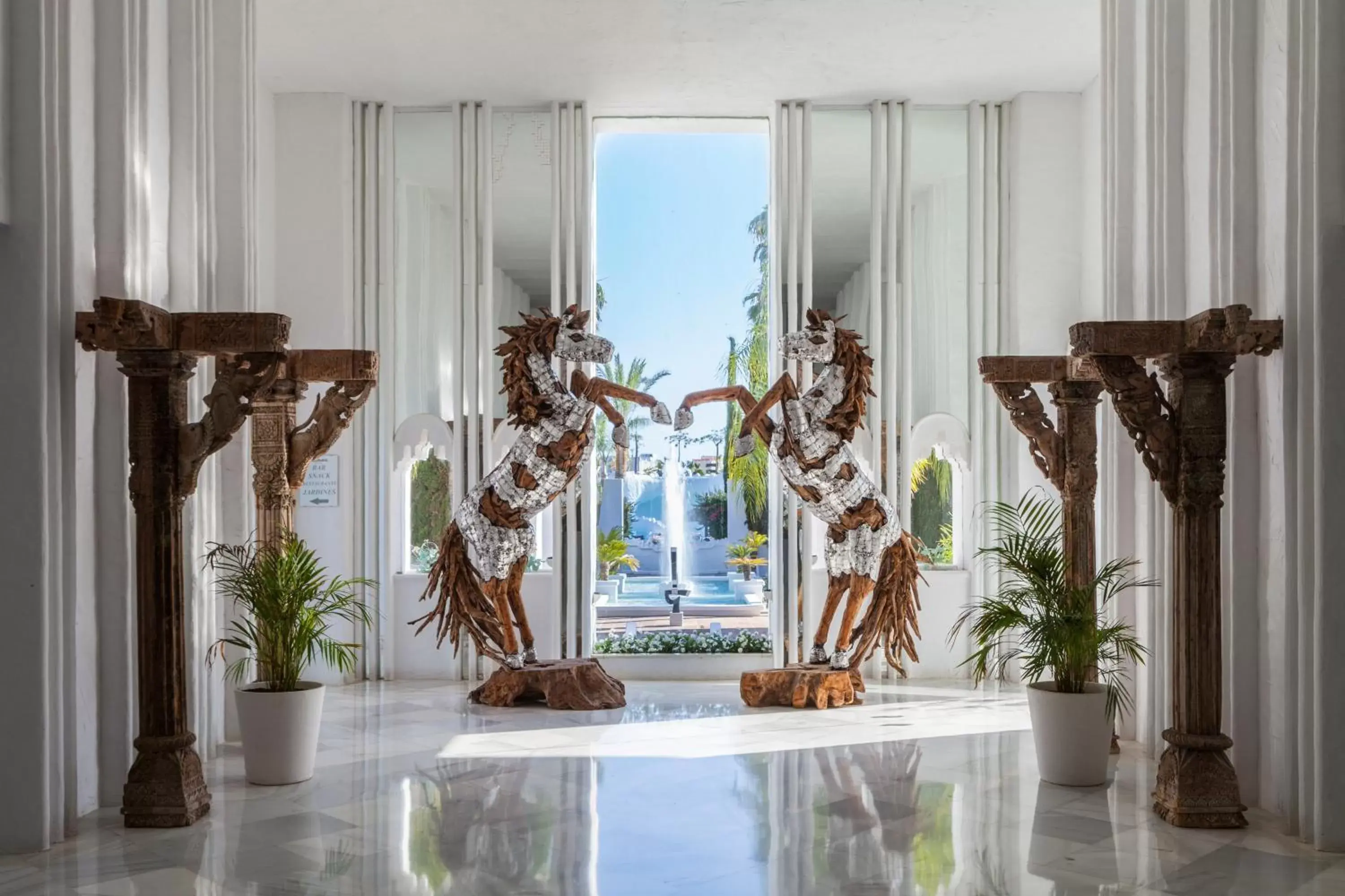 Lobby or reception in Hotel Suites Albayzin Del Mar