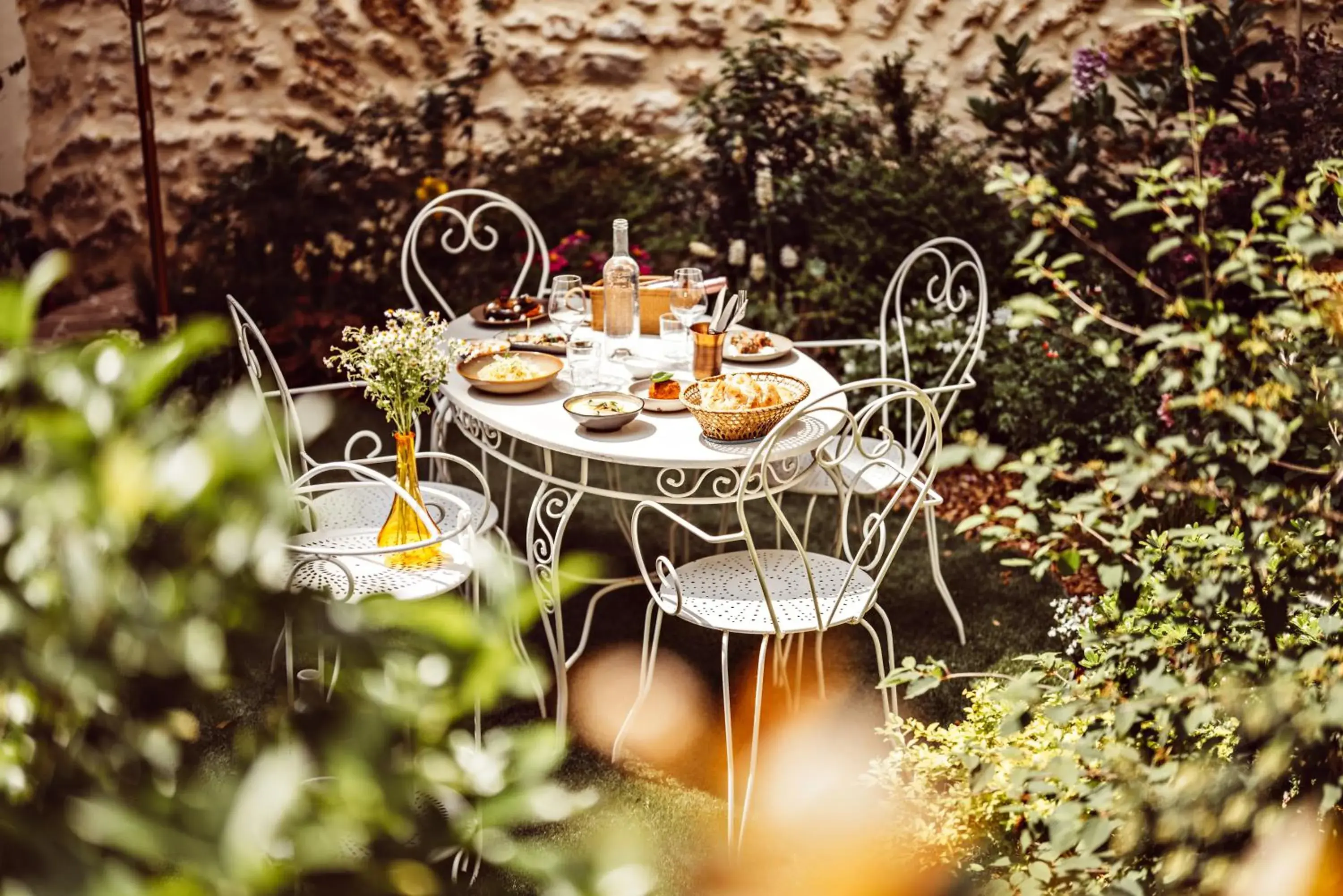 Patio in Hôtel Monsieur Aristide