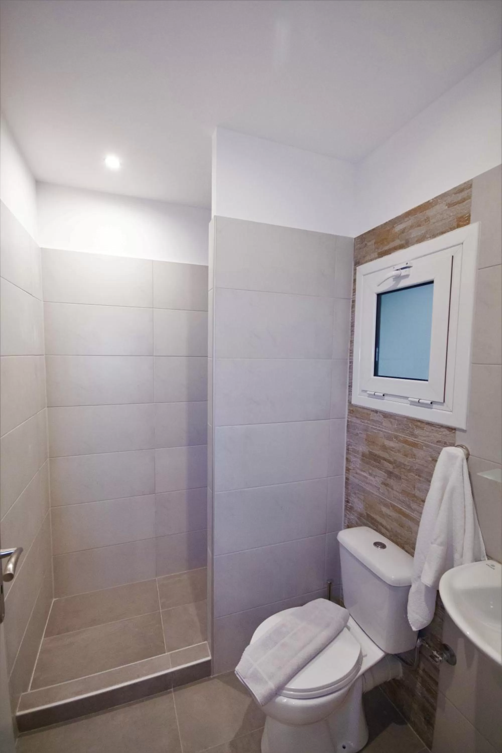 Bathroom in Athens Psiri Hotel