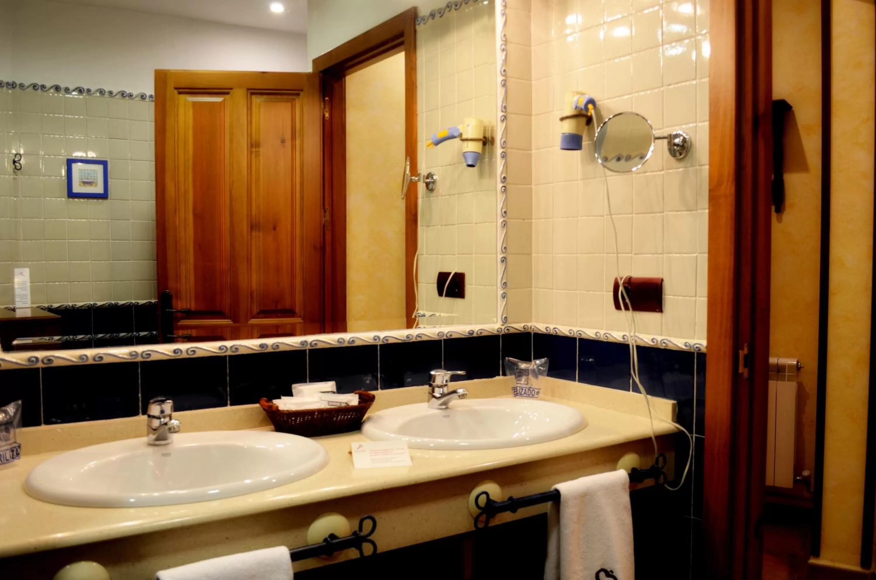 Hospedium Hotel Retiro del Maestre