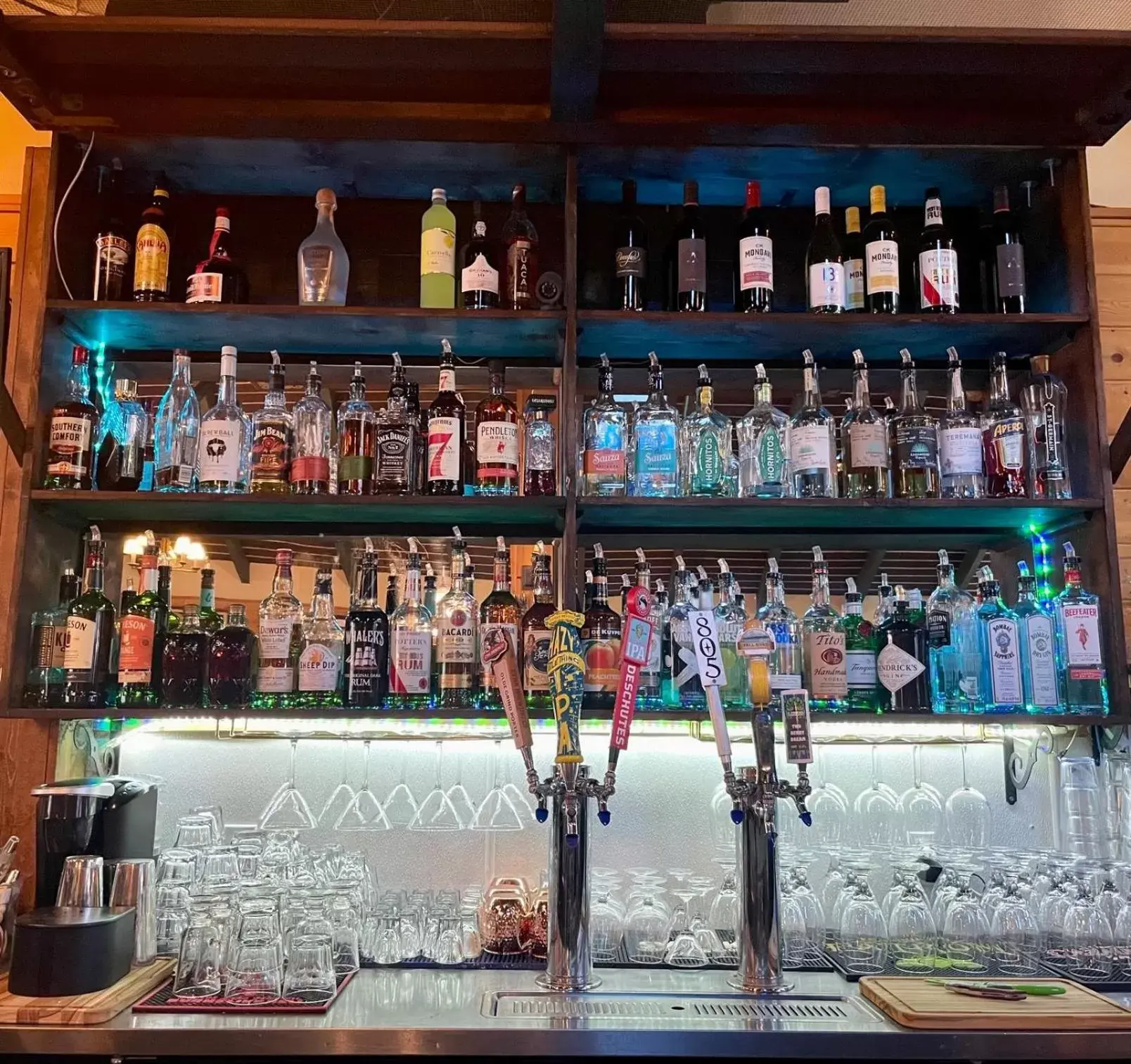 Restaurant/places to eat in Shasta Inn Restaurant/places to eat in Shasta Inn