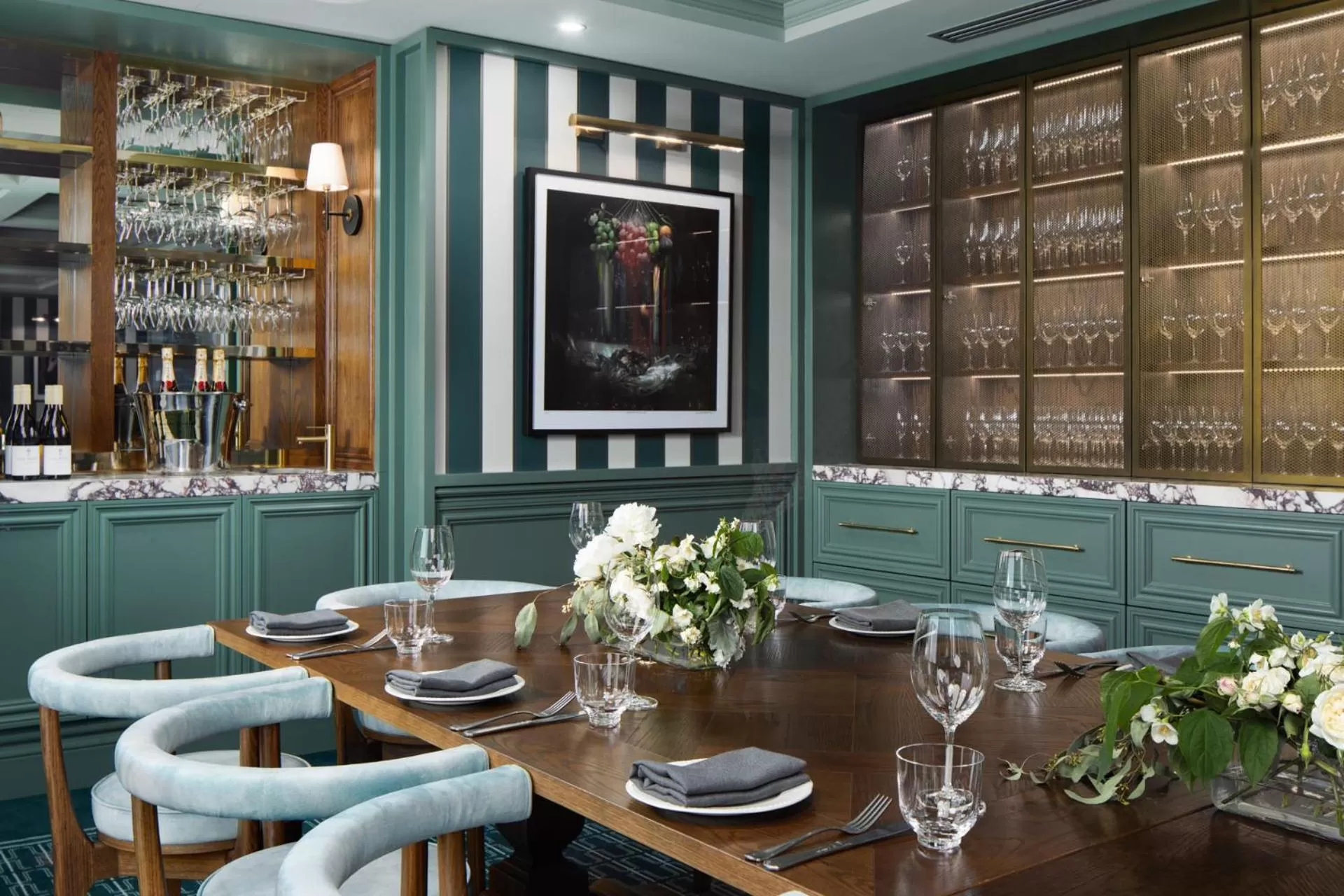 Restaurant/Places to Eat in Pullman Melbourne on Swanston