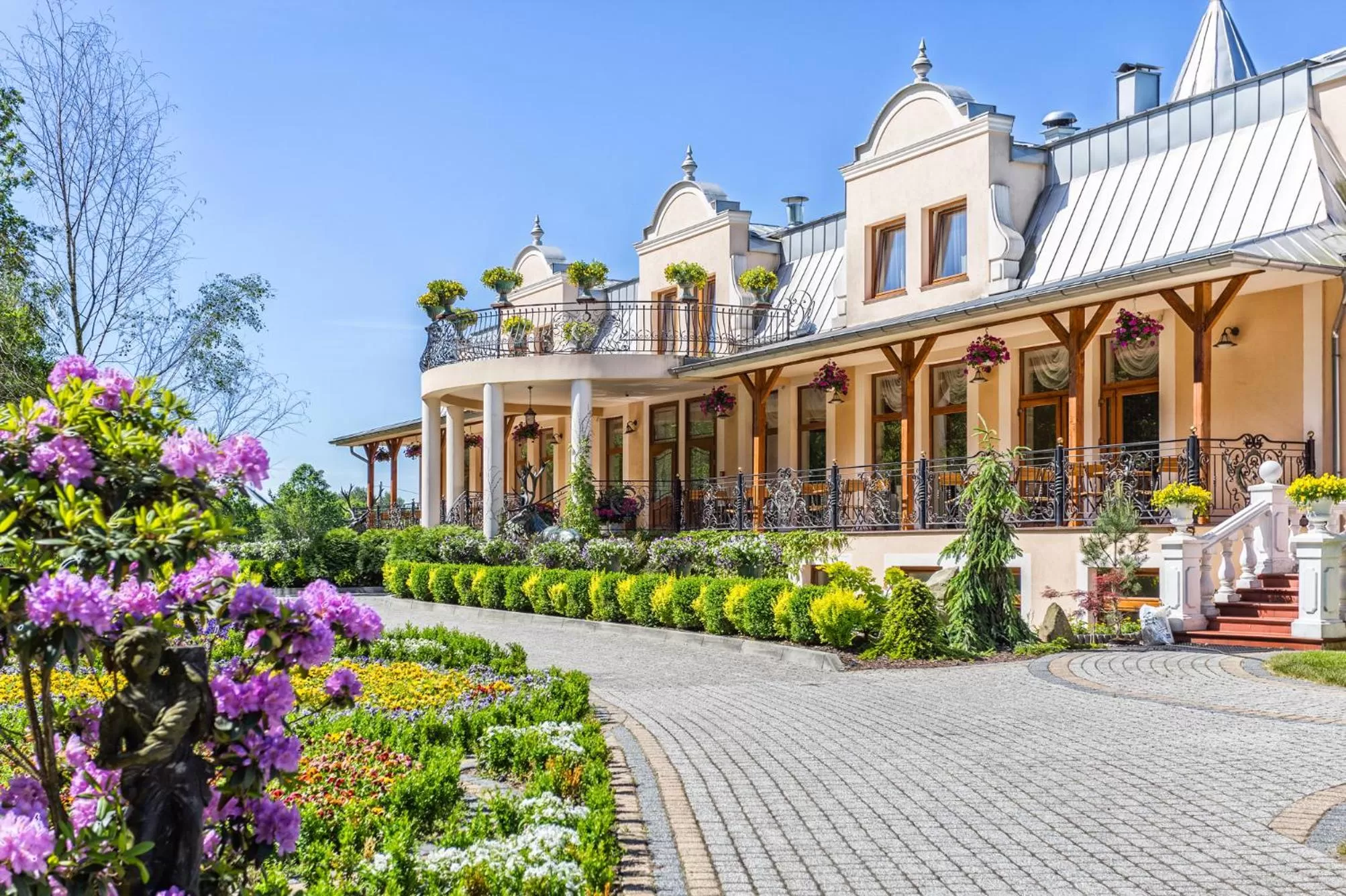 Leśna Perła - Restauracja i Pokoje Hotelowe