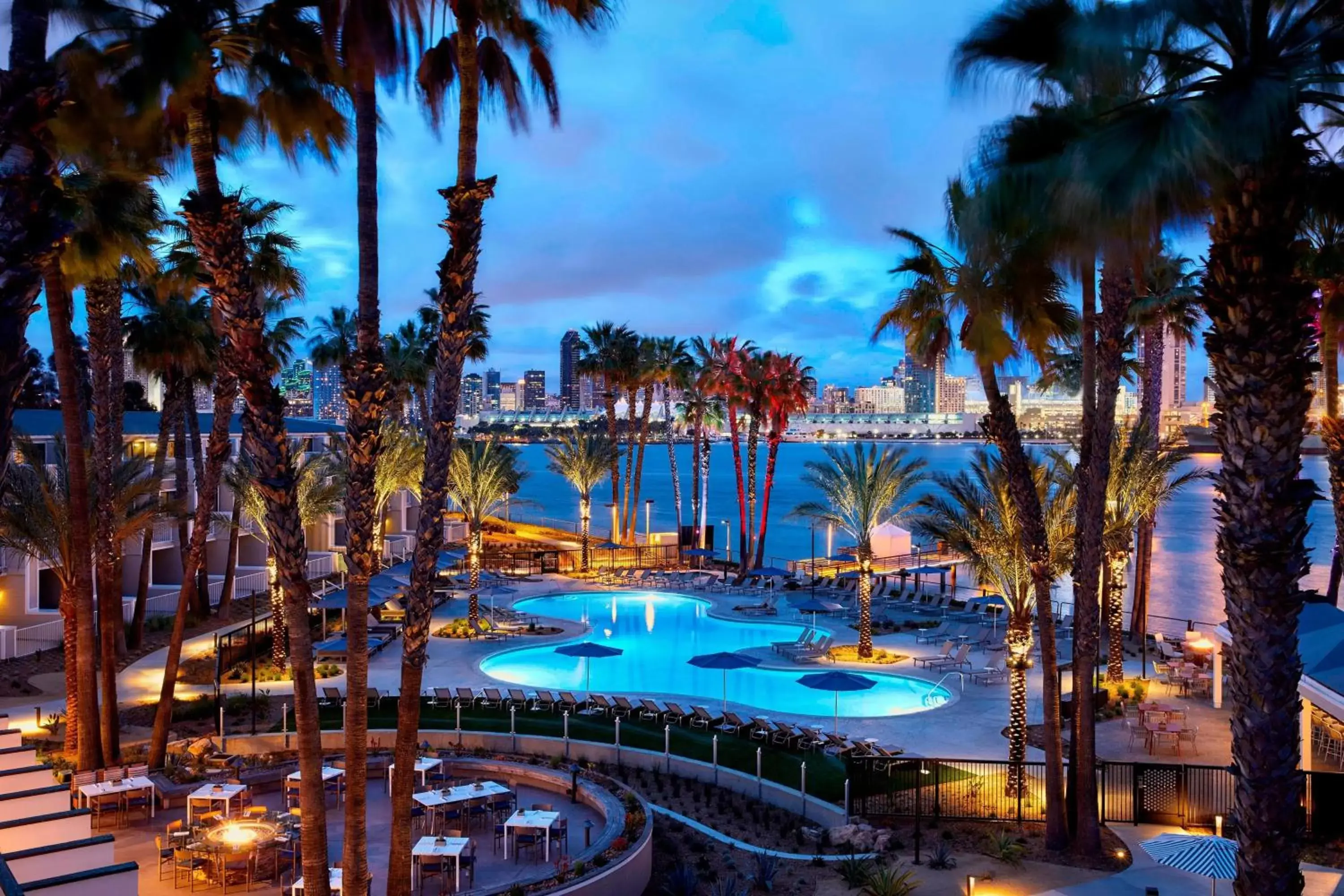 Photo of the whole room, Pool View in Coronado Island Marriott Resort & Spa