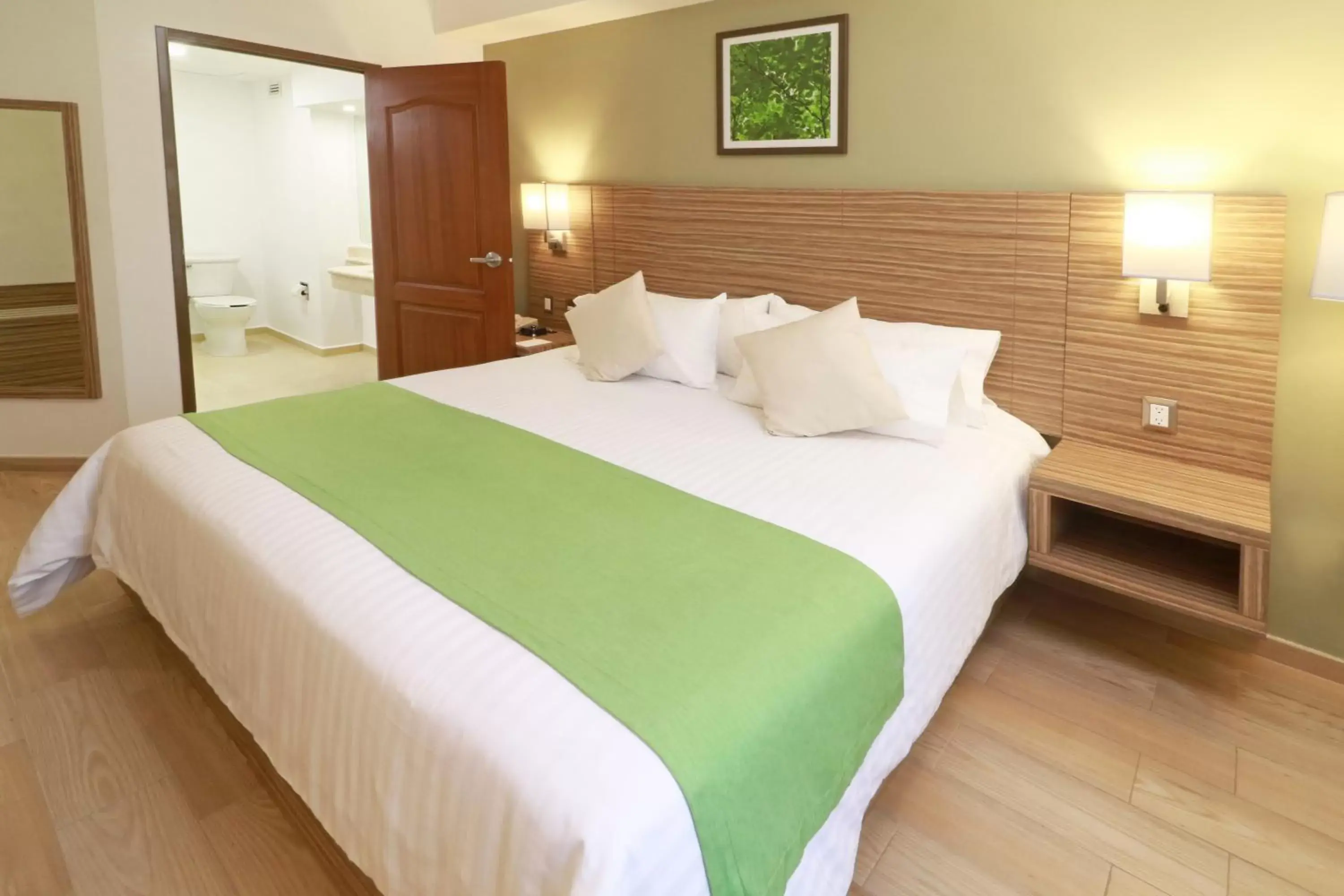 Bed in Wyndham Garden Monterrey Valle Real Bed in Wyndham Garden Monterrey Valle Real
