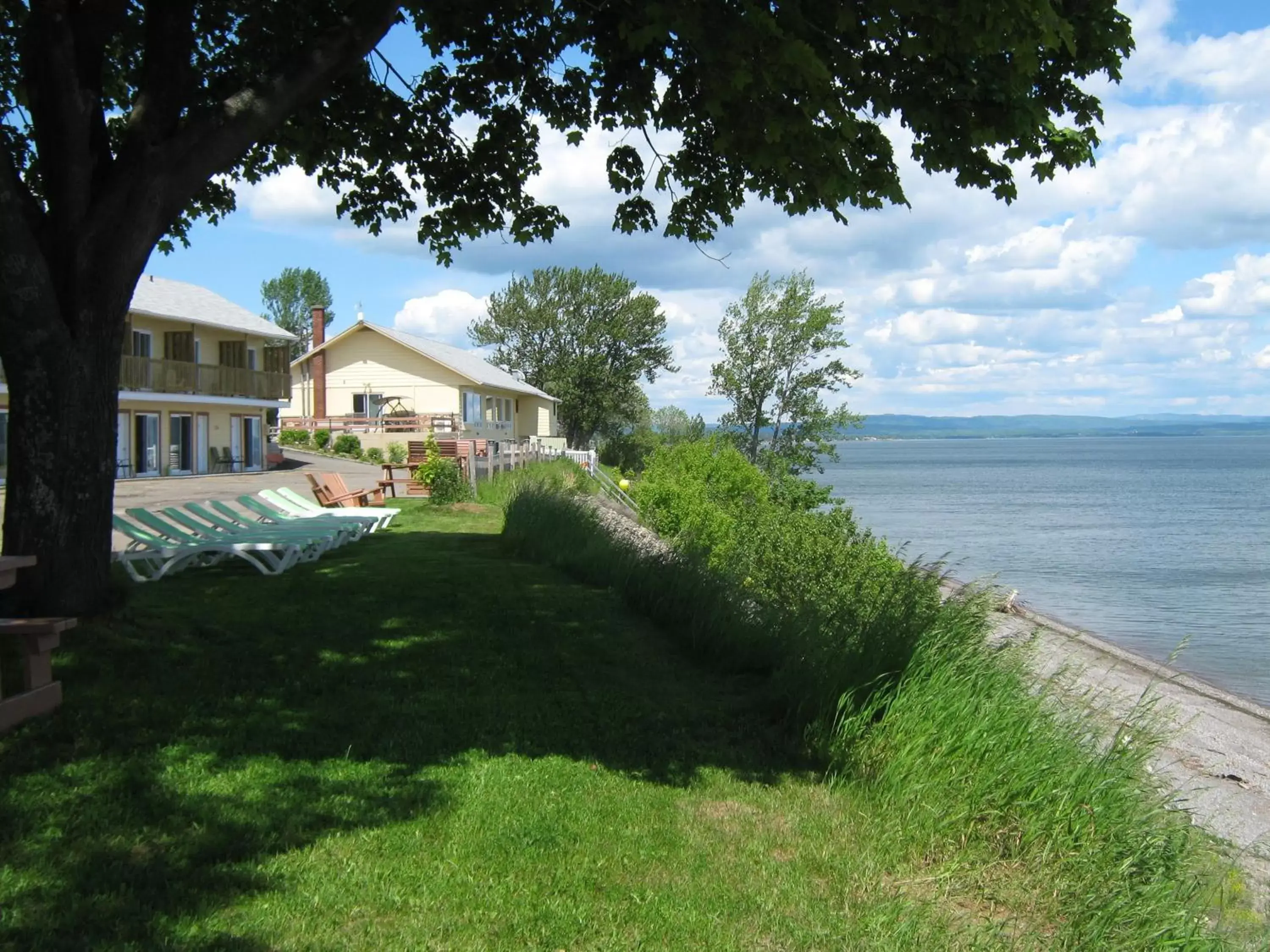 Area and facilities, Property Building in Motel Carleton Sur Mer