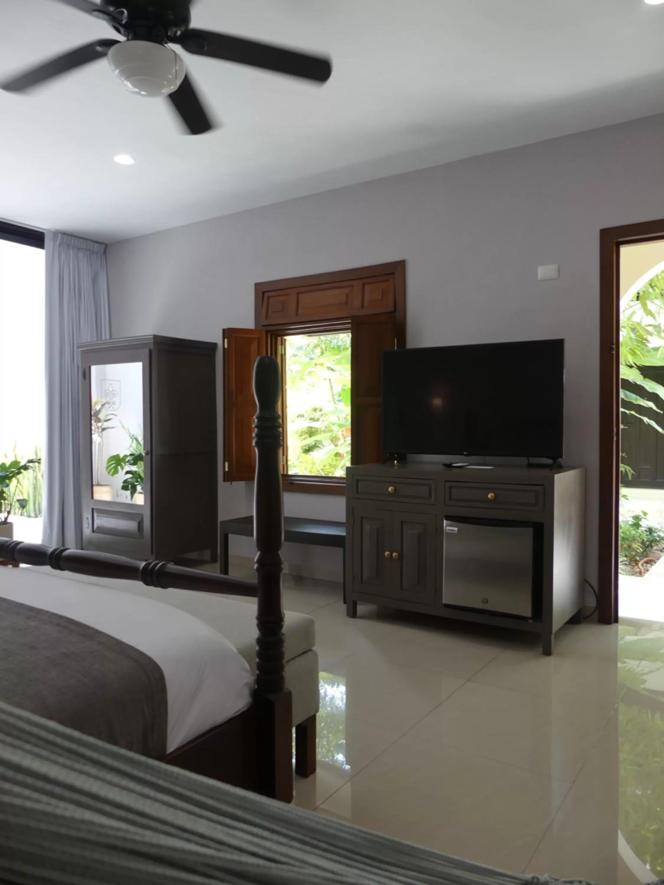 oven, Bed in Casa Valladolid Boutique Hotel