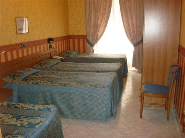Photo of the whole room, Bed in Hotel Demetra Capitolina