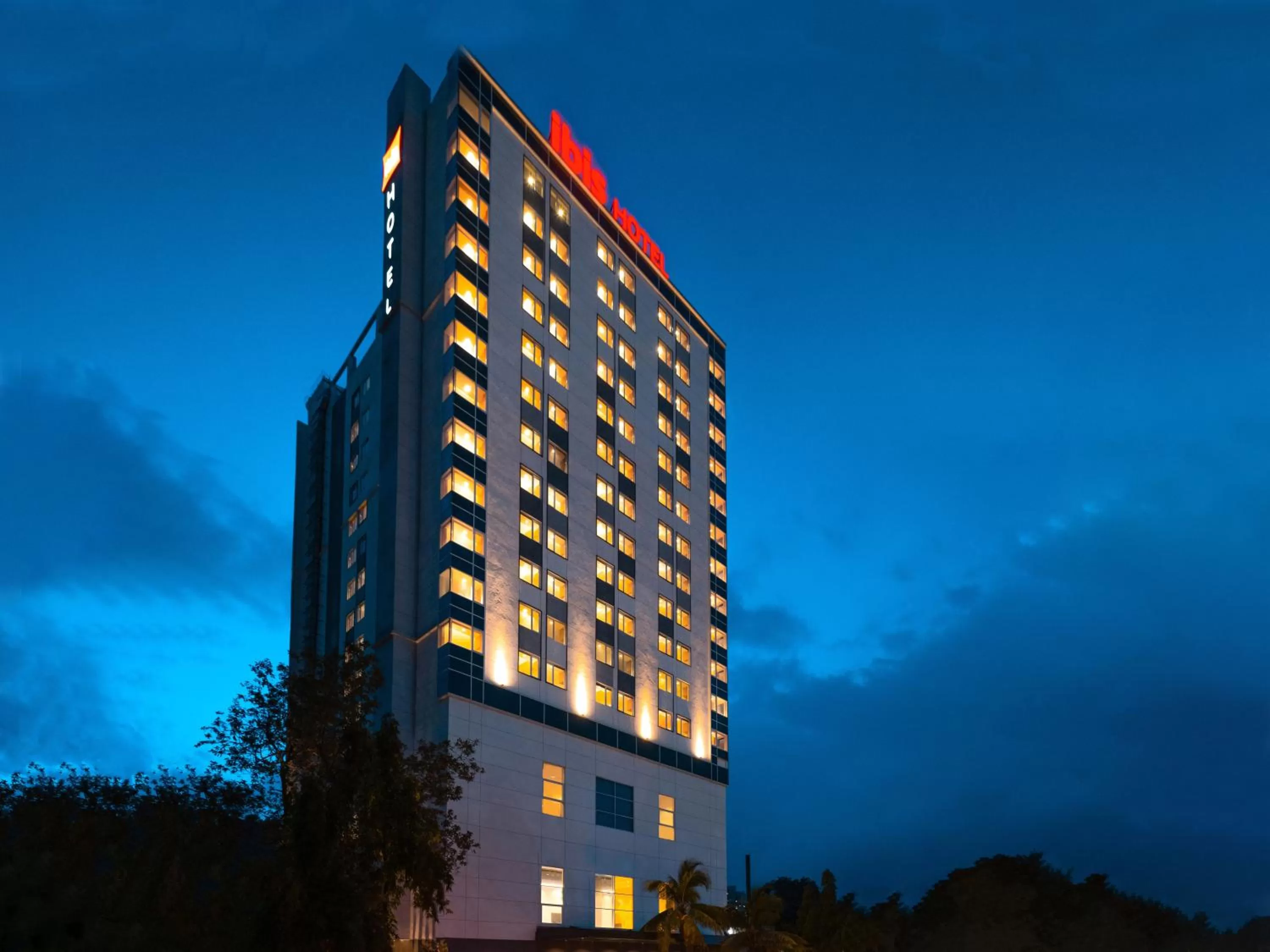 Property building in ibis Mumbai Vikhroli - An Accor Brand