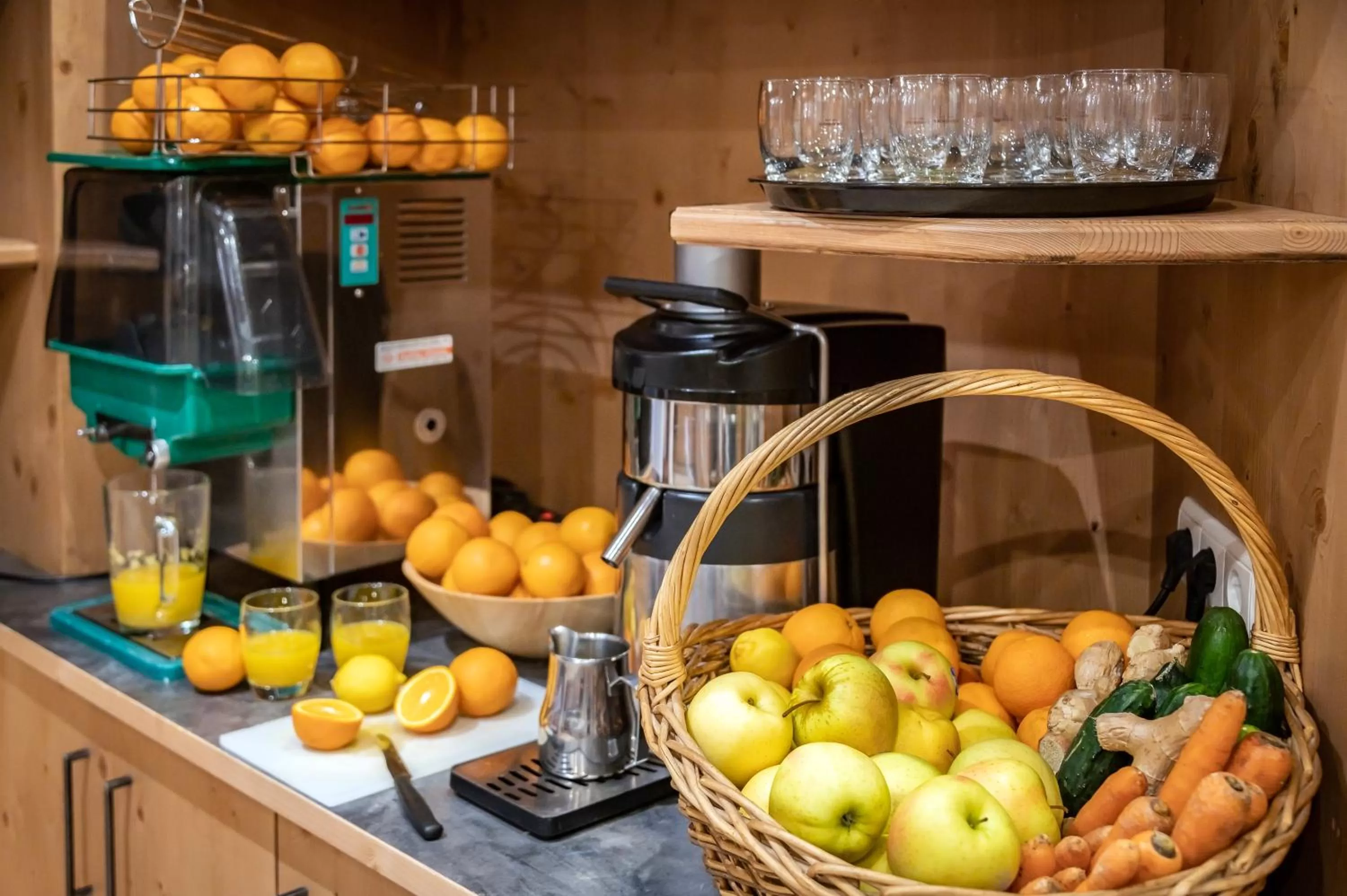 Buffet breakfast in Hotel Kesslwirt