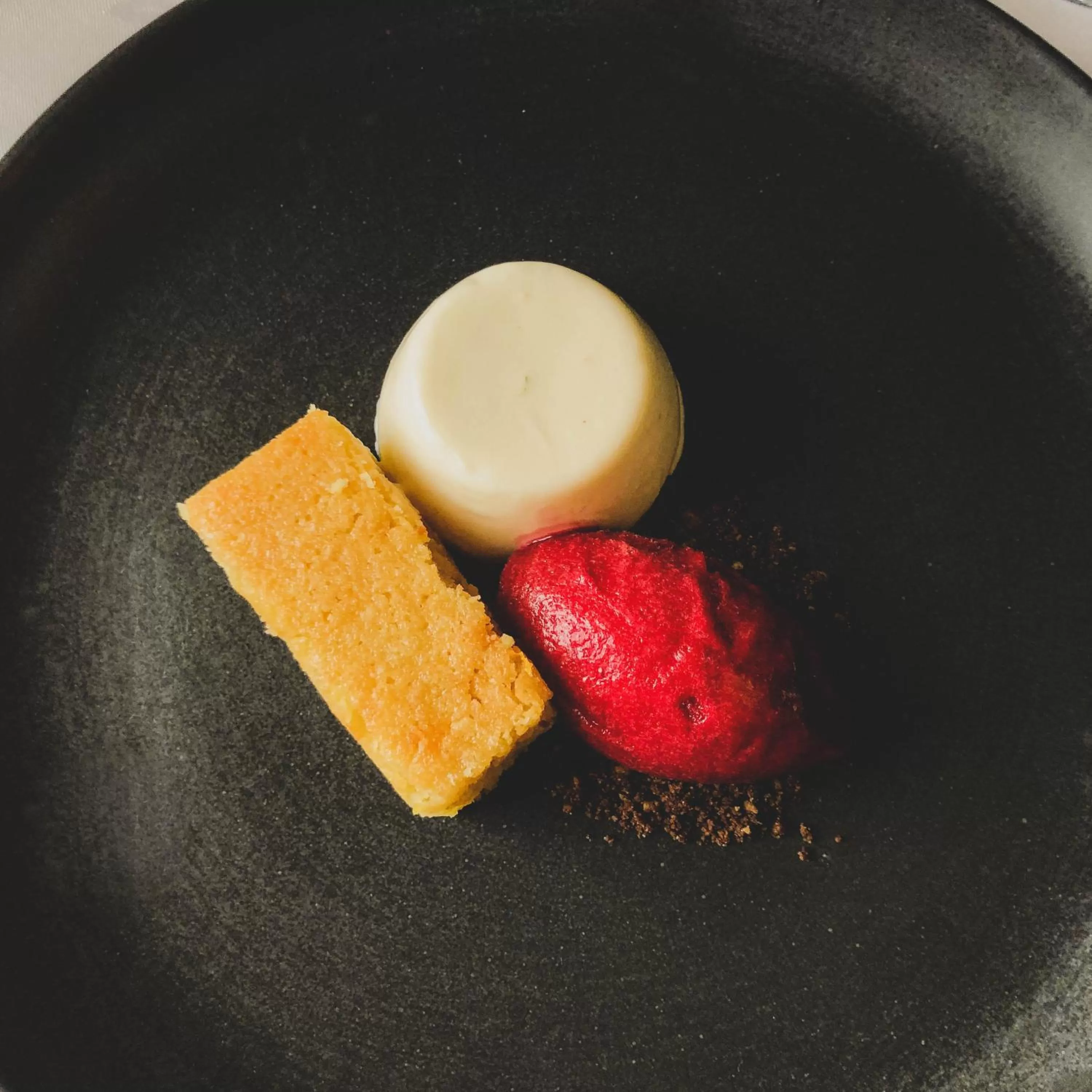 Restaurant/places to eat in Forss House