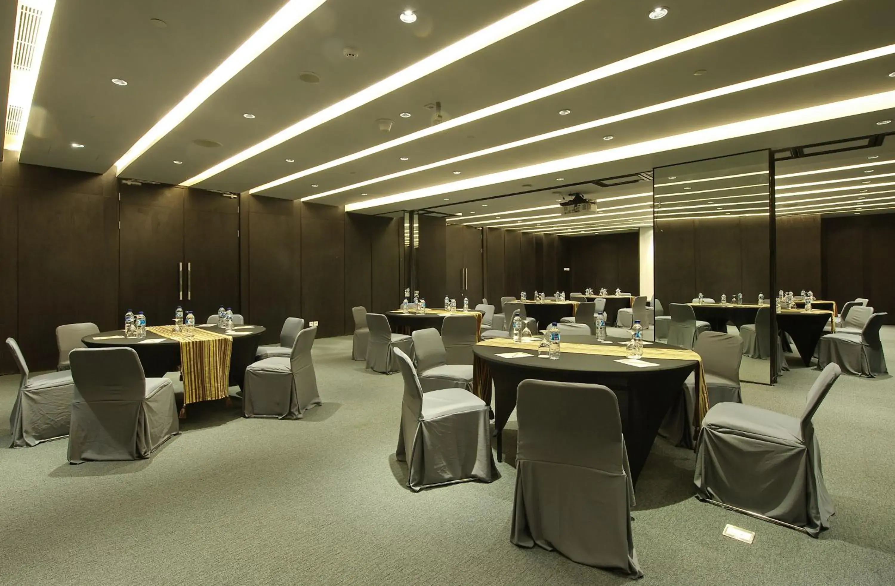 Banquet/Function facilities, Banquet Facilities in Ra Premiere Simatupang Jakarta
