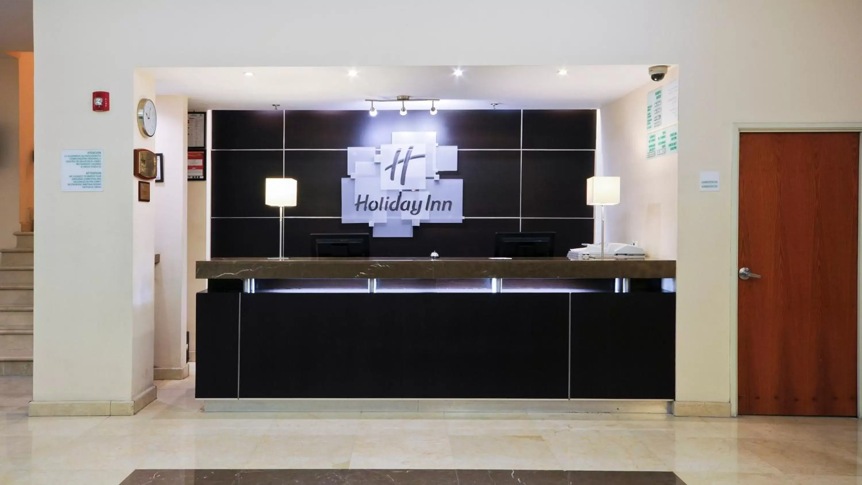 Lobby or reception, Lobby/Reception in Holiday Inn Uruapan, an IHG Hotel