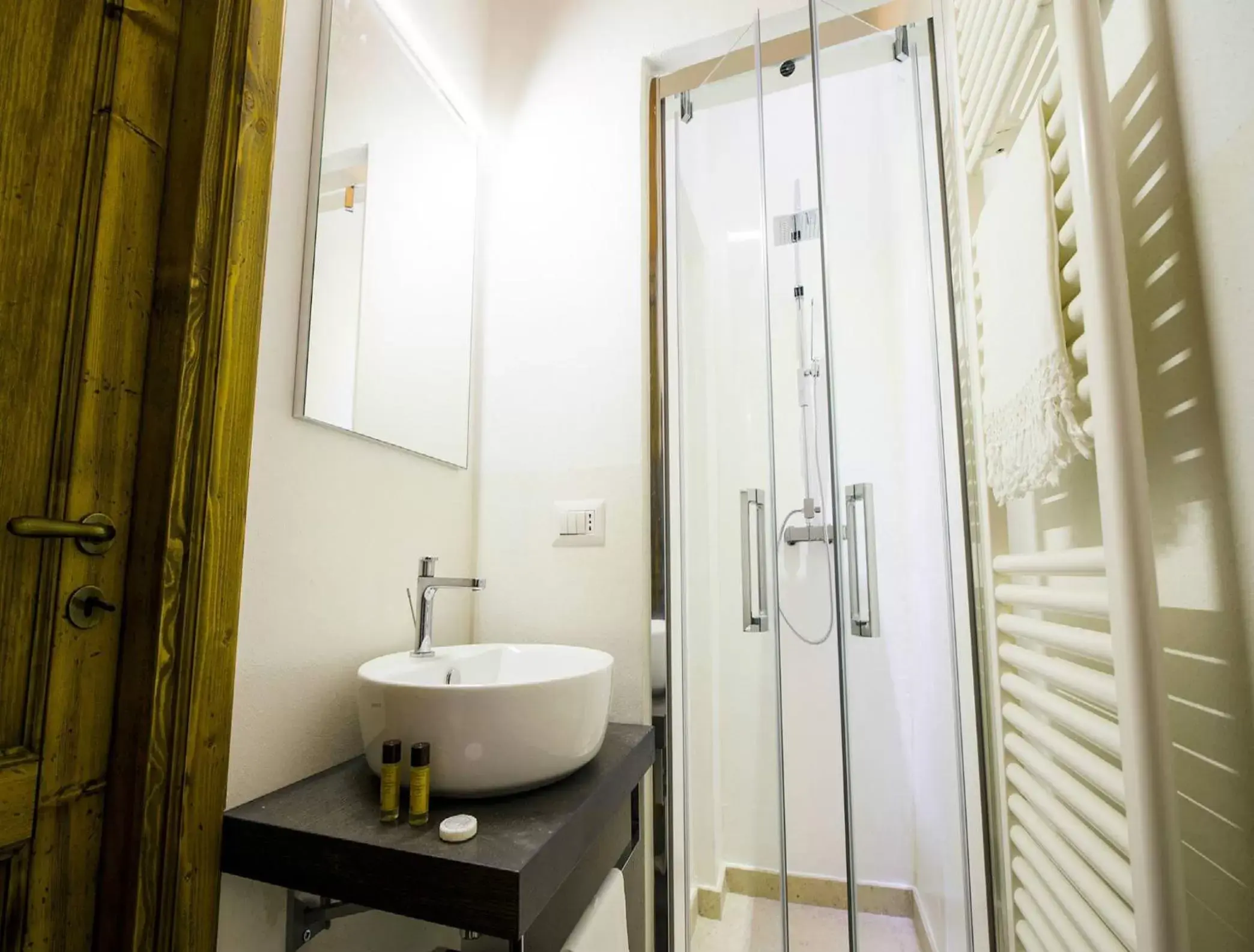 Shower, Bathroom in Palazzo Cavoti