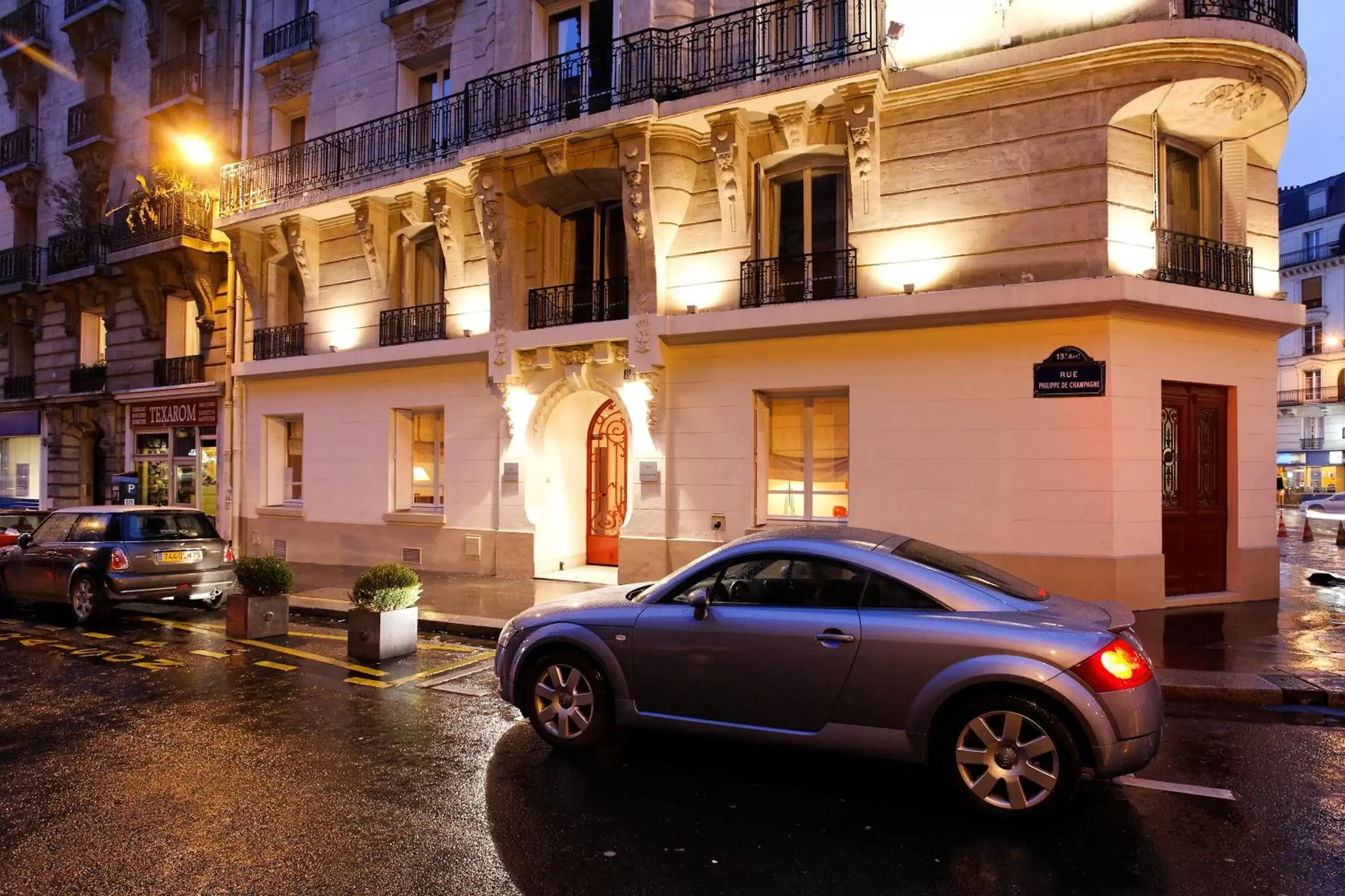 Facade/entrance, Property Building in Hotel La Manufacture