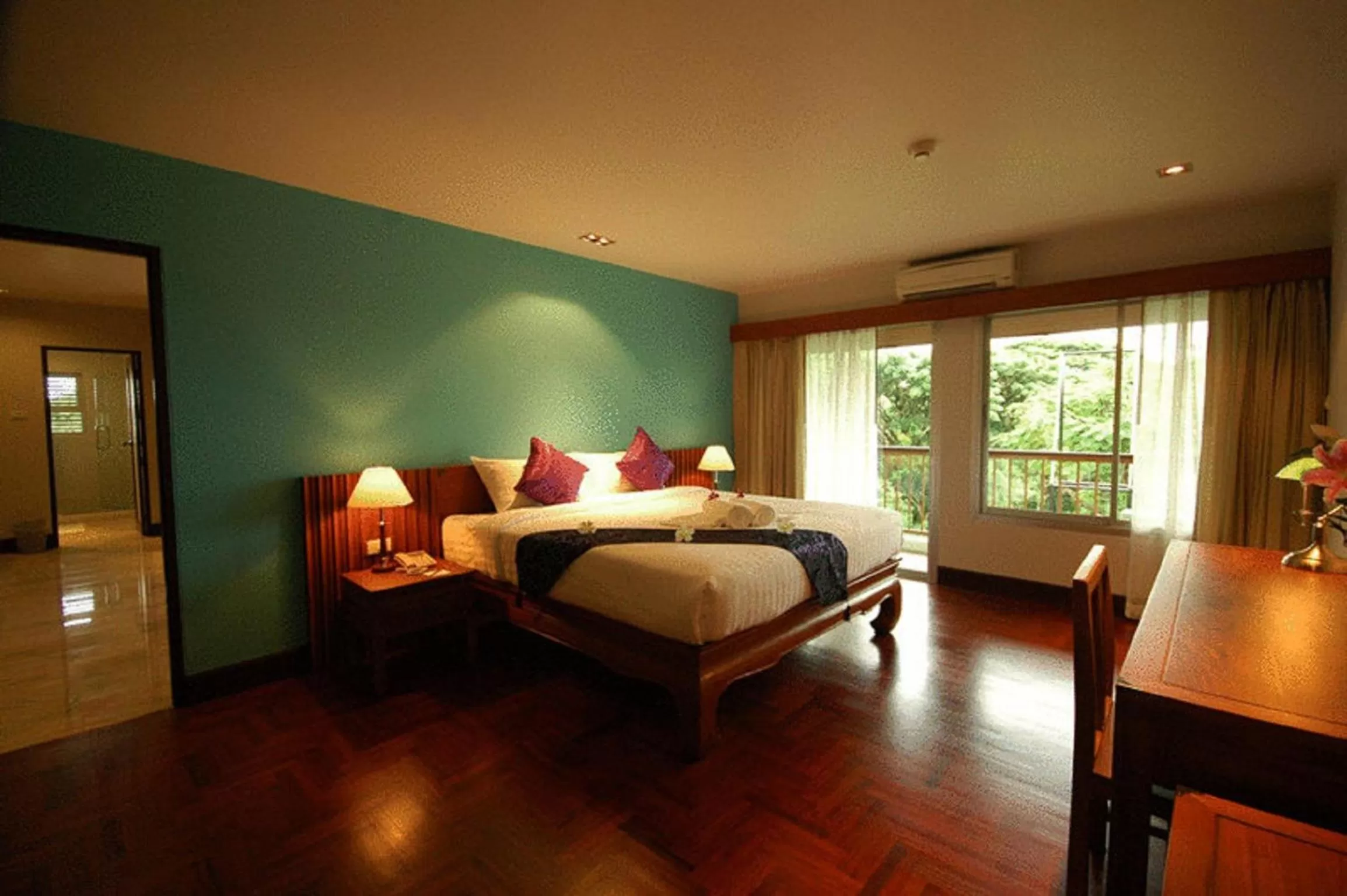 Executive Two-Bedroom Apartment in Sakorn Residence and Hotel