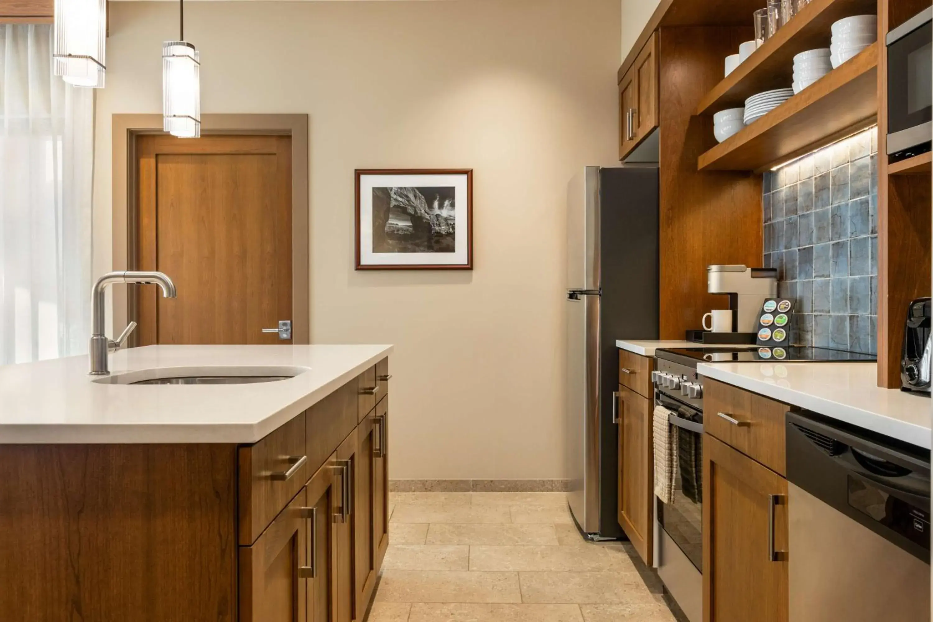 Kitchen or kitchenette, Kitchen/Kitchenette in Casitas At The Hoodoo Moab, Curio Collection By Hilton
