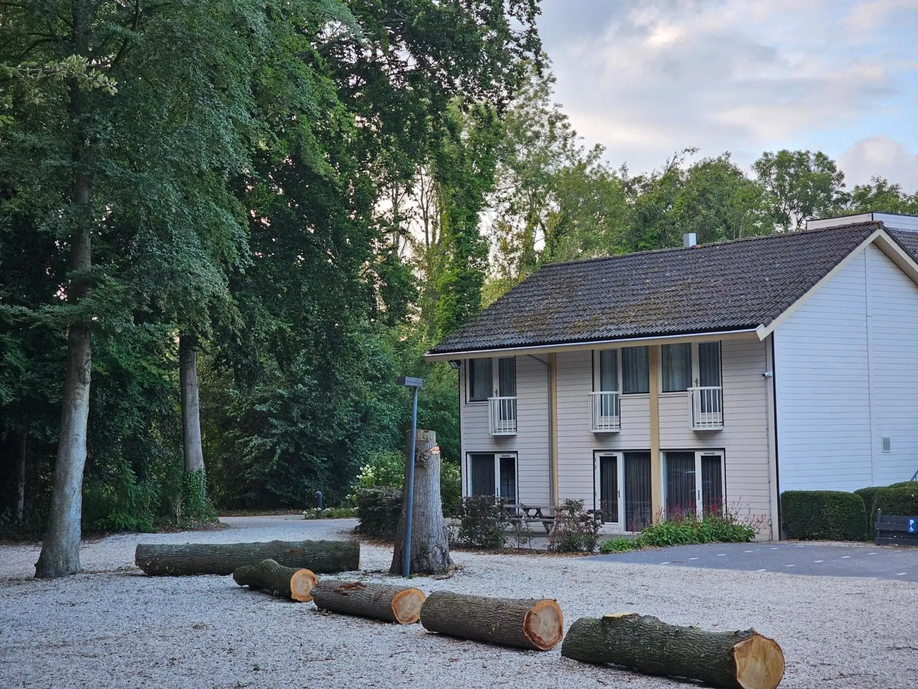 Property Building in Hotel Heemskerk