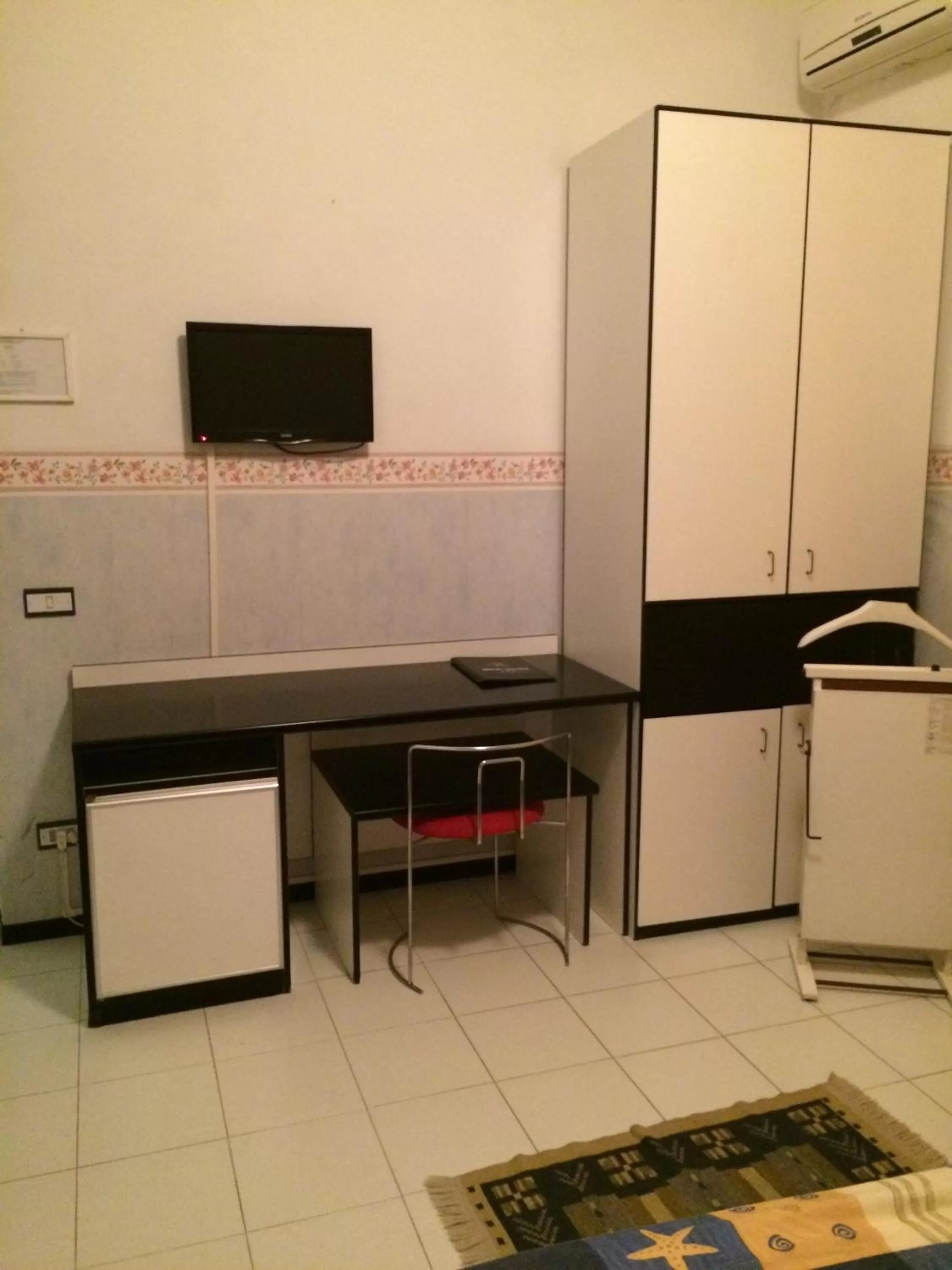 Photo of the whole room in Hotel Letizia