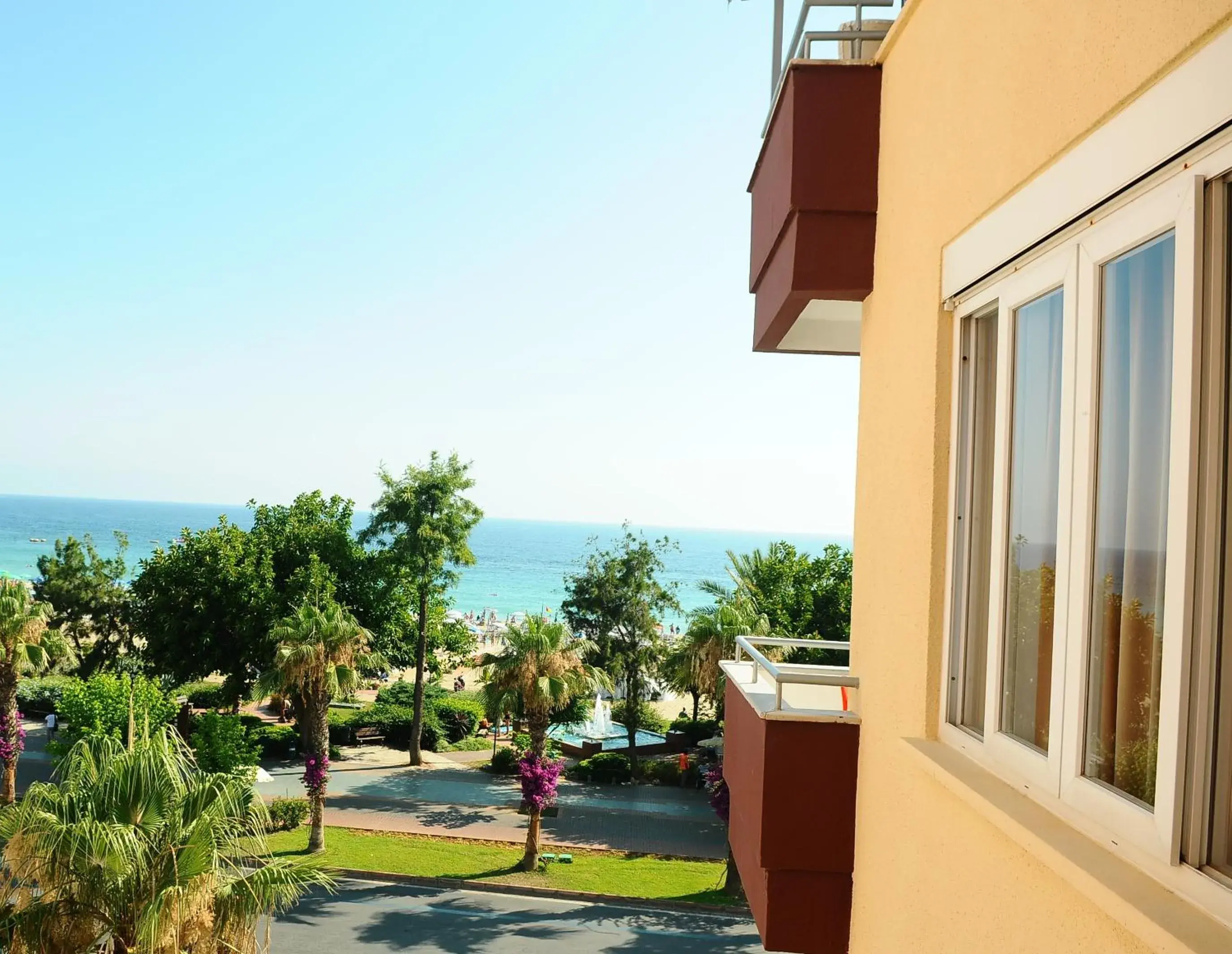 Garden view in Kleopatra Beach Yildiz Hotel