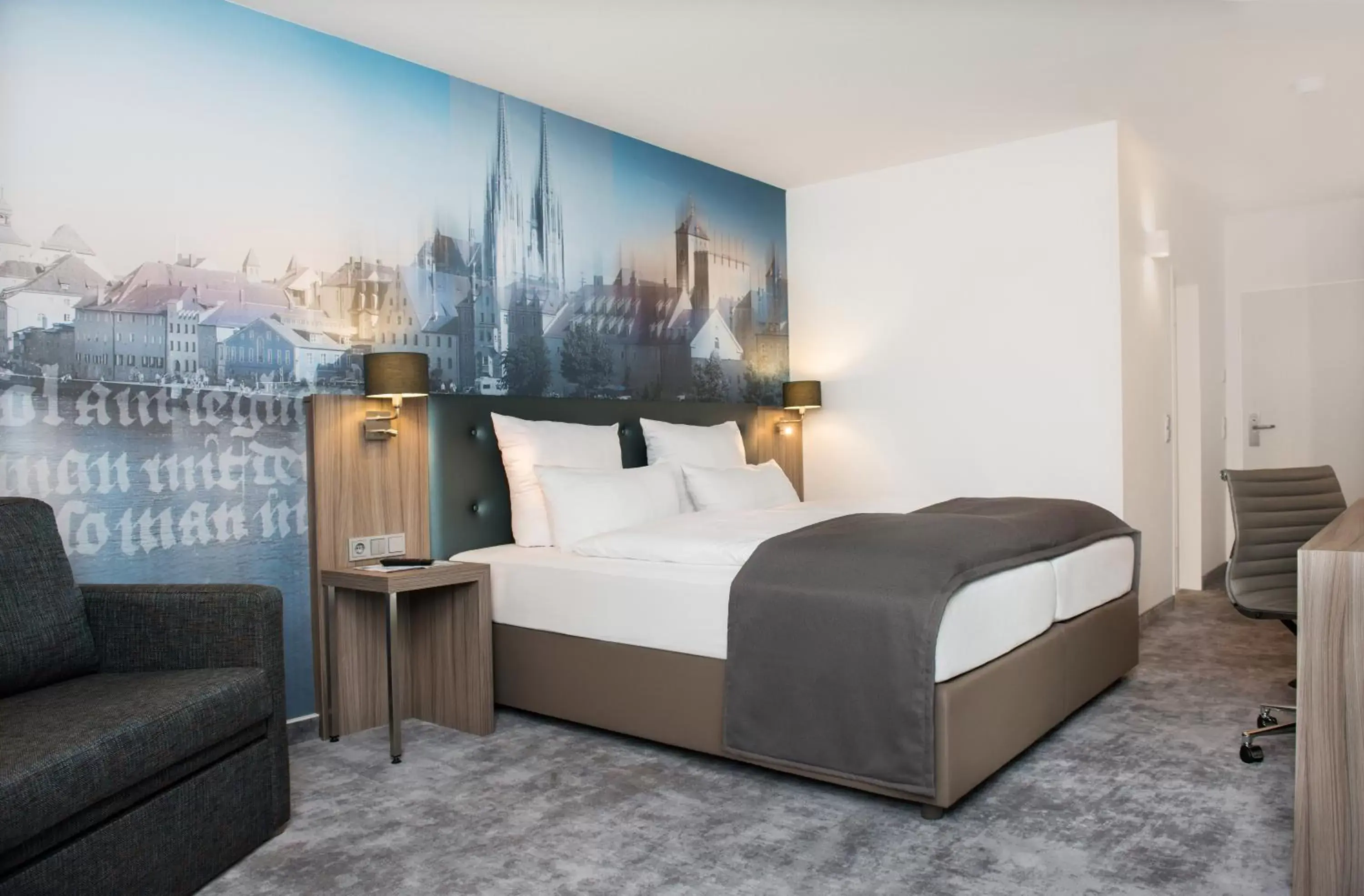 Superior Double Room in ACHAT Hotel Regensburg im Park