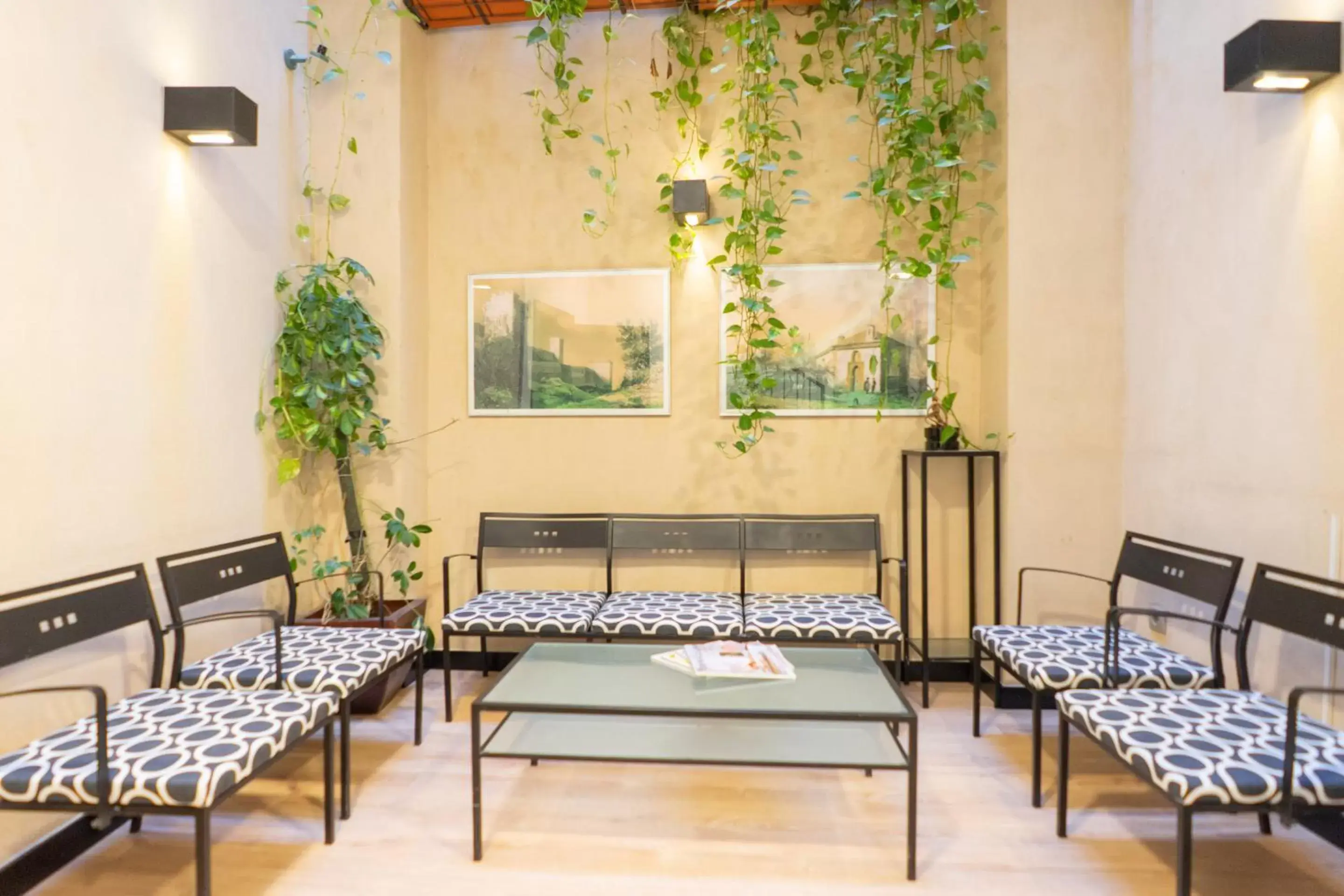 Living room, Seating Area in Hotel Boutique Puerta de las Granadas