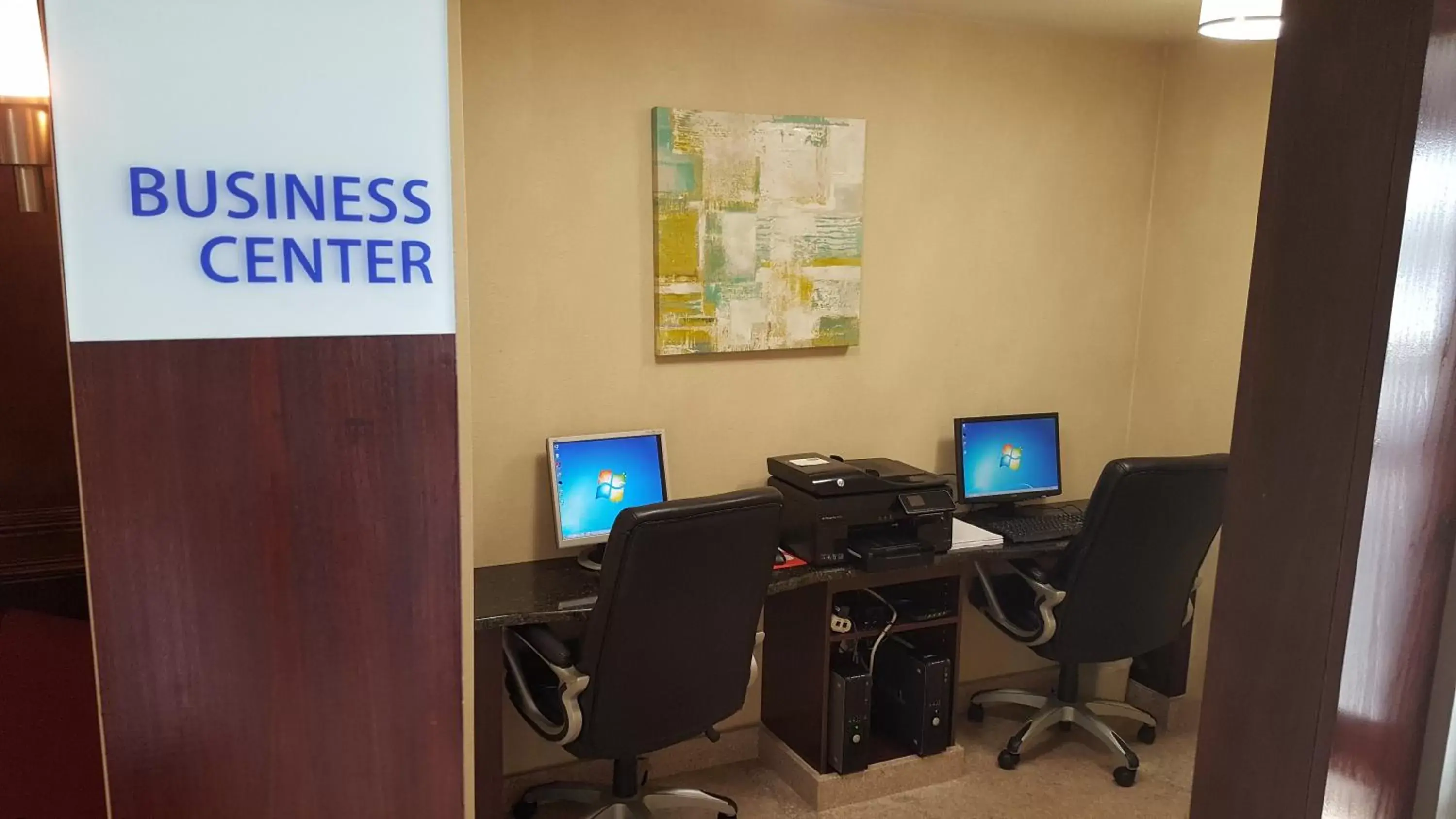 Holiday Inn Express Hotel & Suites Waterford by IHG Holiday Inn Express Hotel & Suites Waterford by IHG