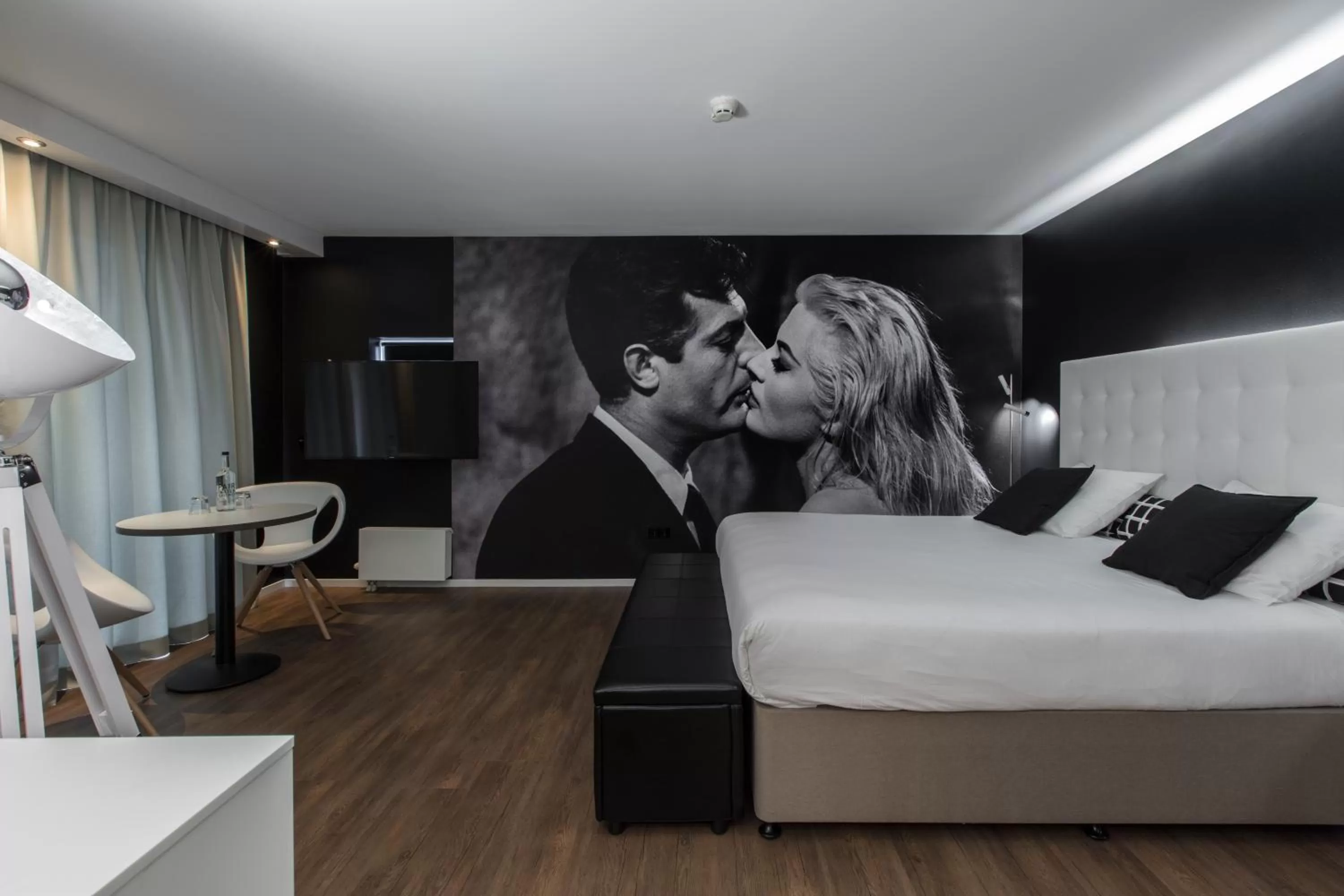 Bed in Hotel Mitland