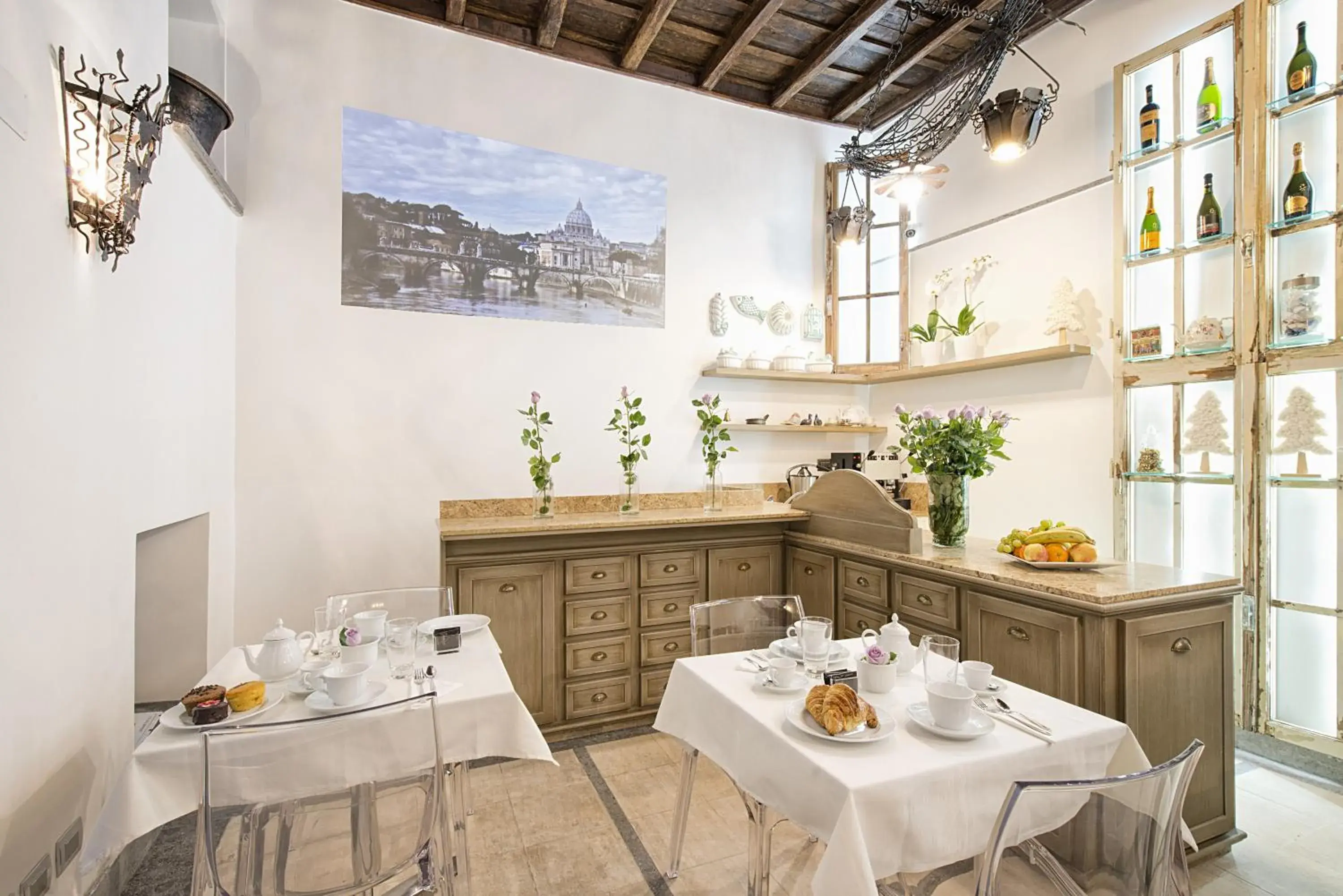 Restaurant/Places to Eat in Domus Libera Guest House