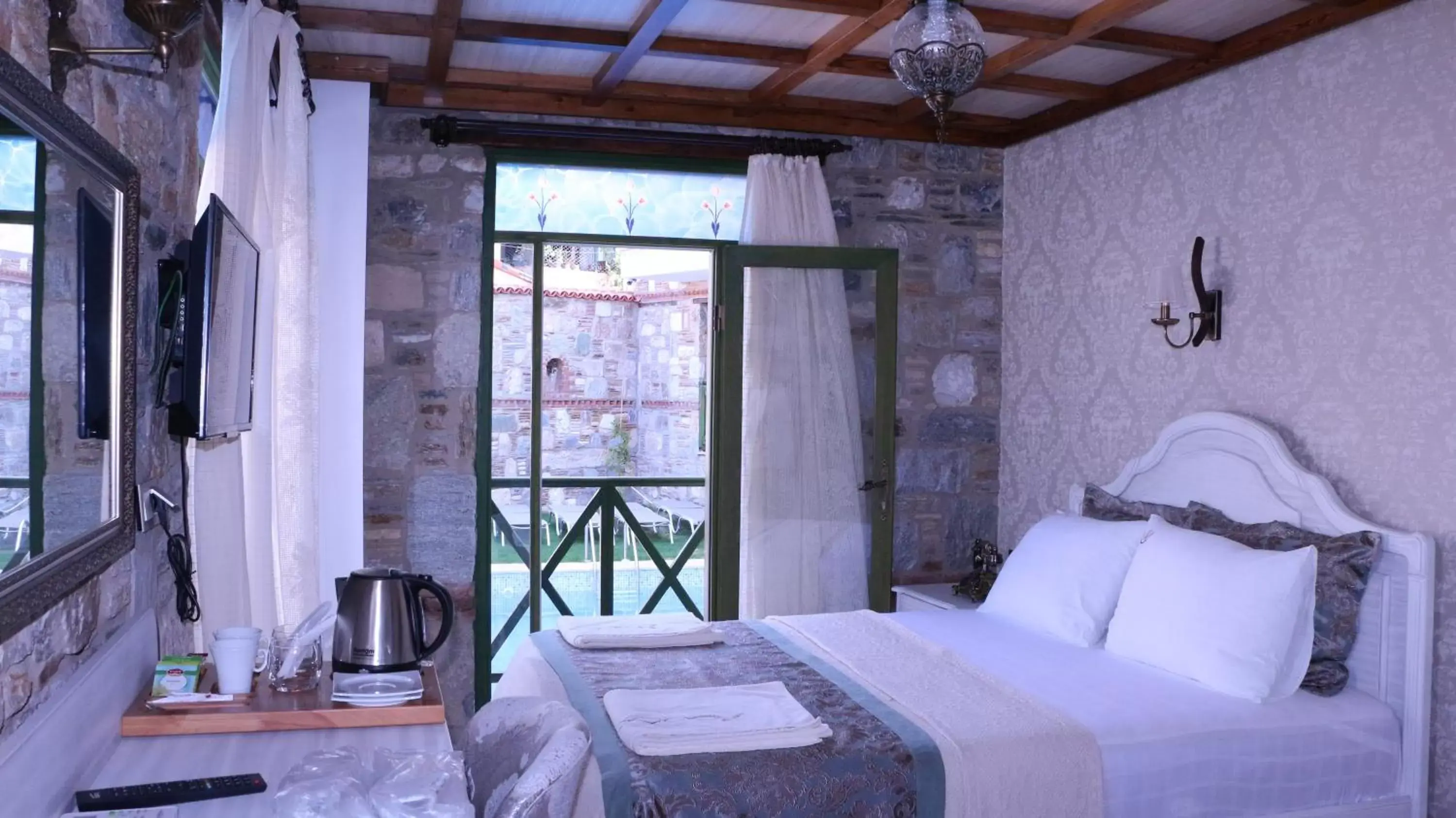 View (from property/room), Bed in Celsus Boutique Hotel