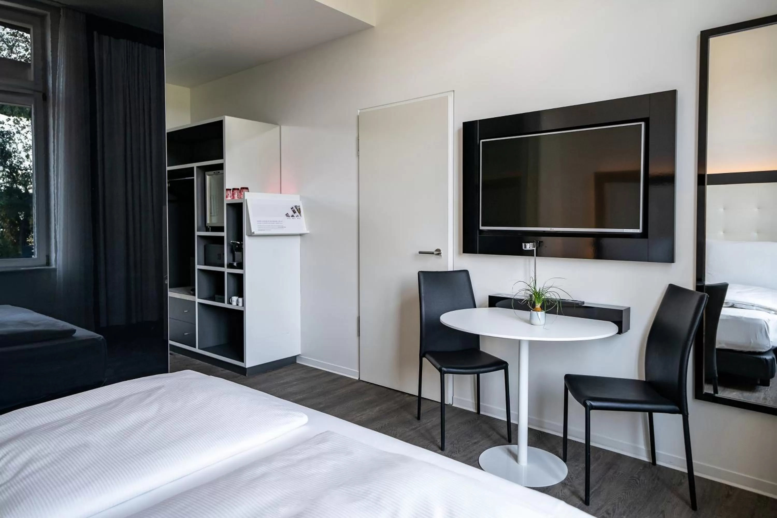 TV and multimedia, Bed in INNSiDE by Meliá Leipzig