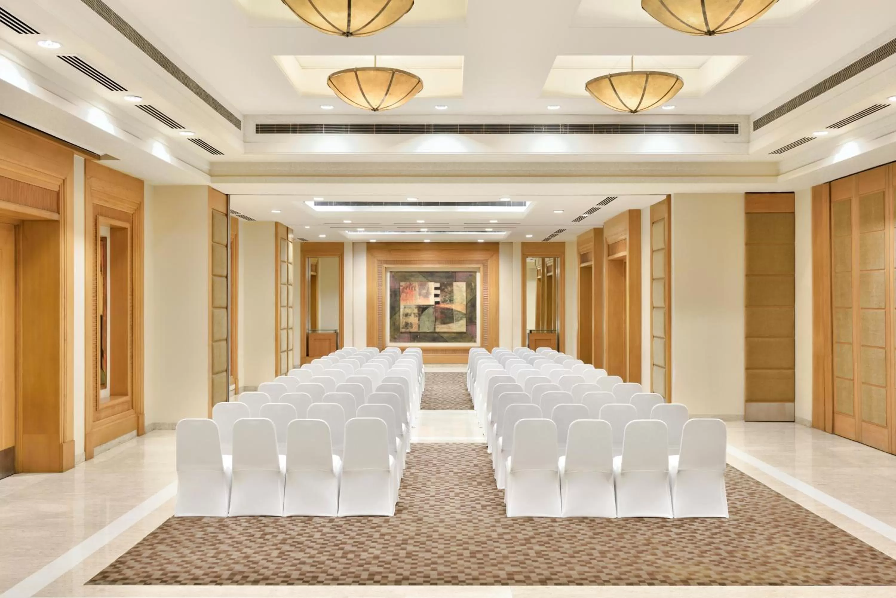 Banquet/Function facilities in Radisson Noida