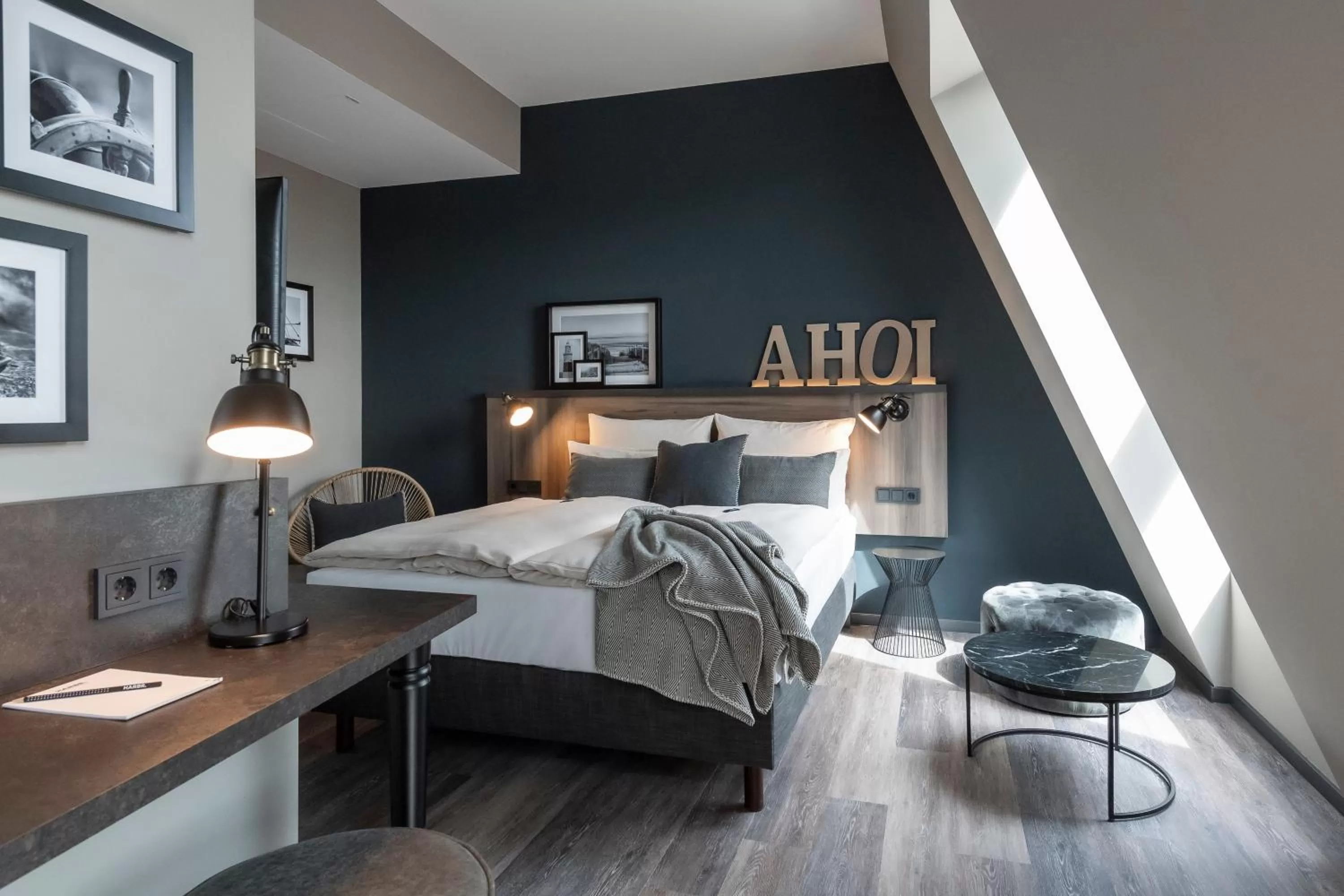 Bed in HARBR Hotel Ludwigsburg, a member of Radisson Individuals