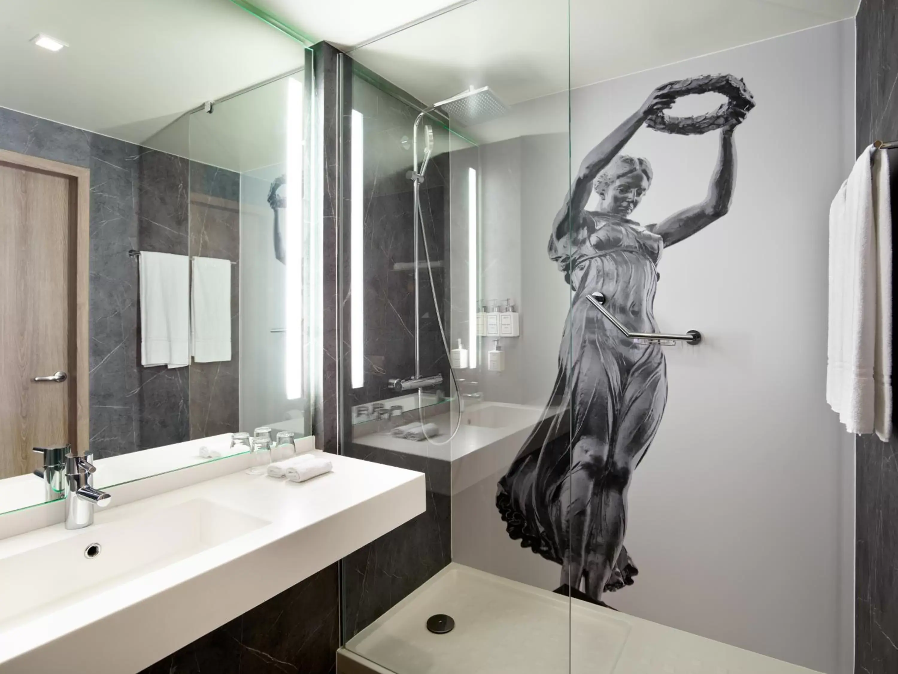 Bathroom in Park Inn by Radisson Luxembourg City