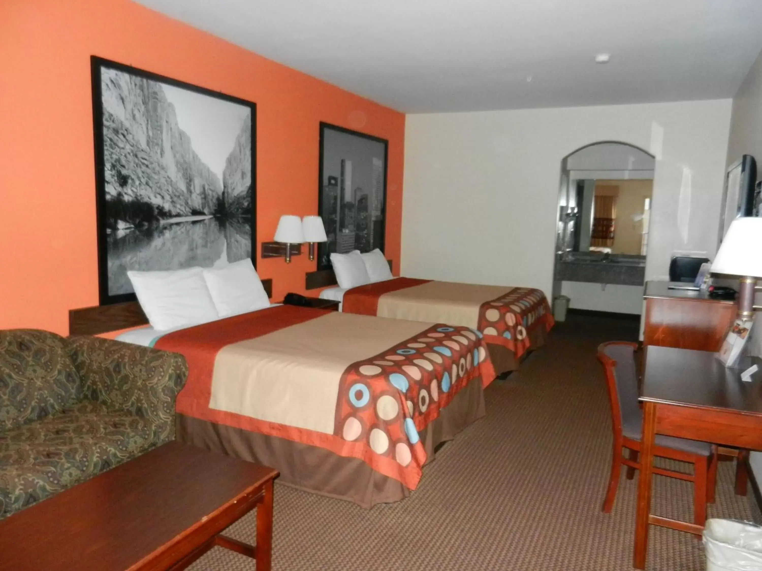 Bed in Super 8 by Wyndham Humble - Atascocita - FM 1960 I-69