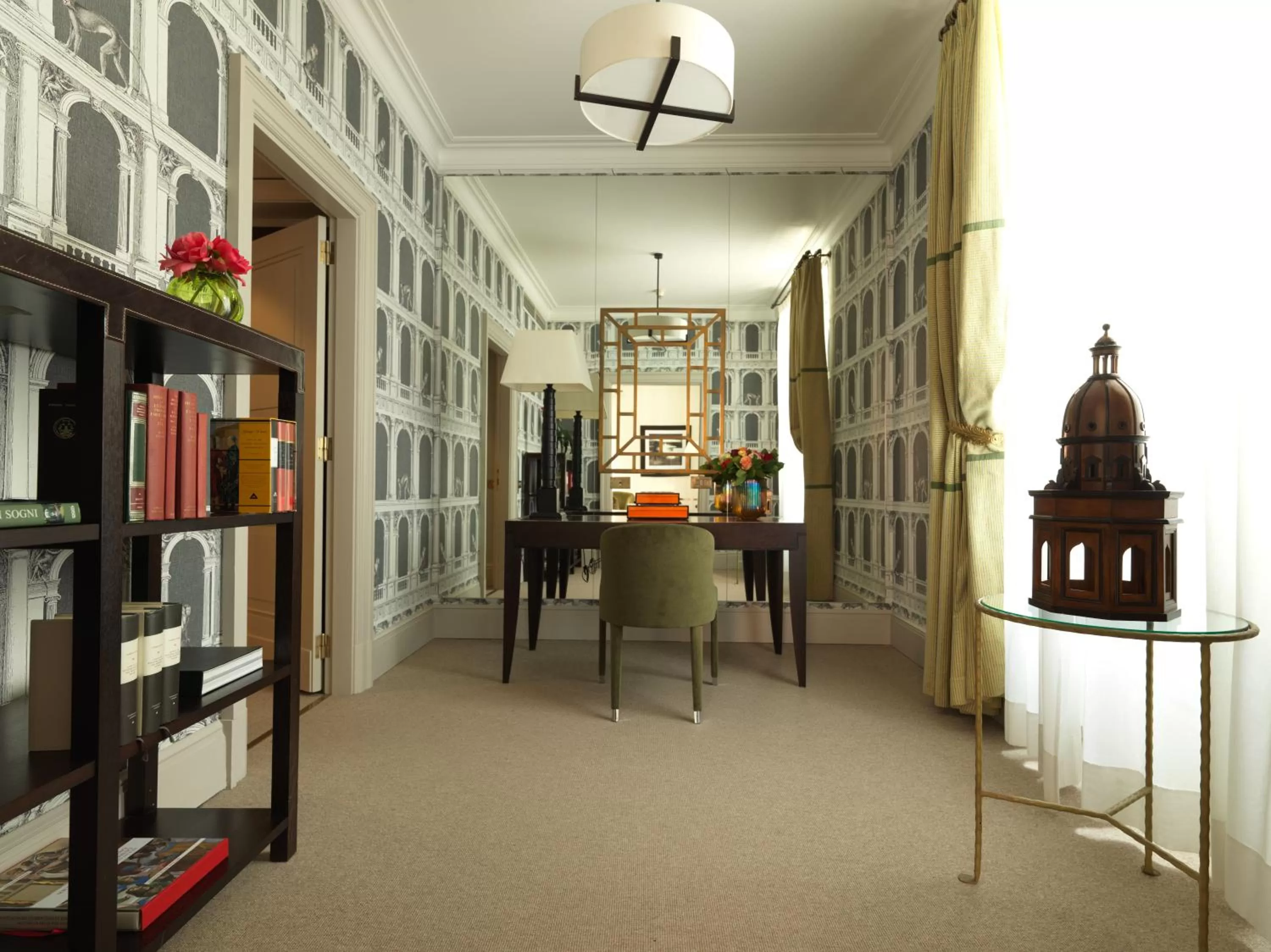 Restaurant/places to eat in Rocco Forte Hotel De Russie