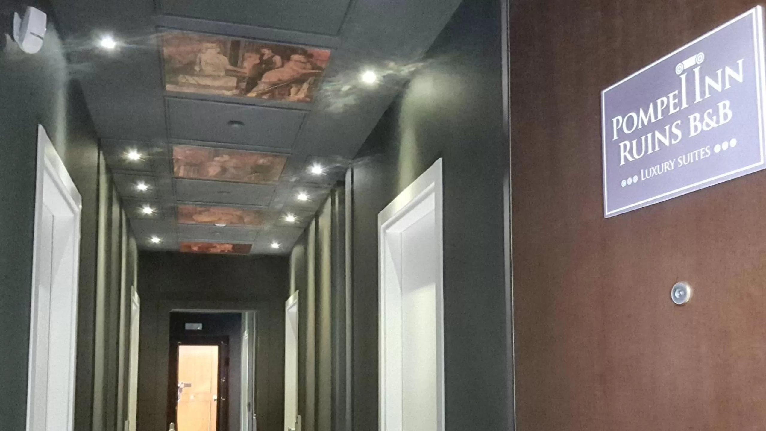 Pompei Inn Ruins B&B Luxury Suite